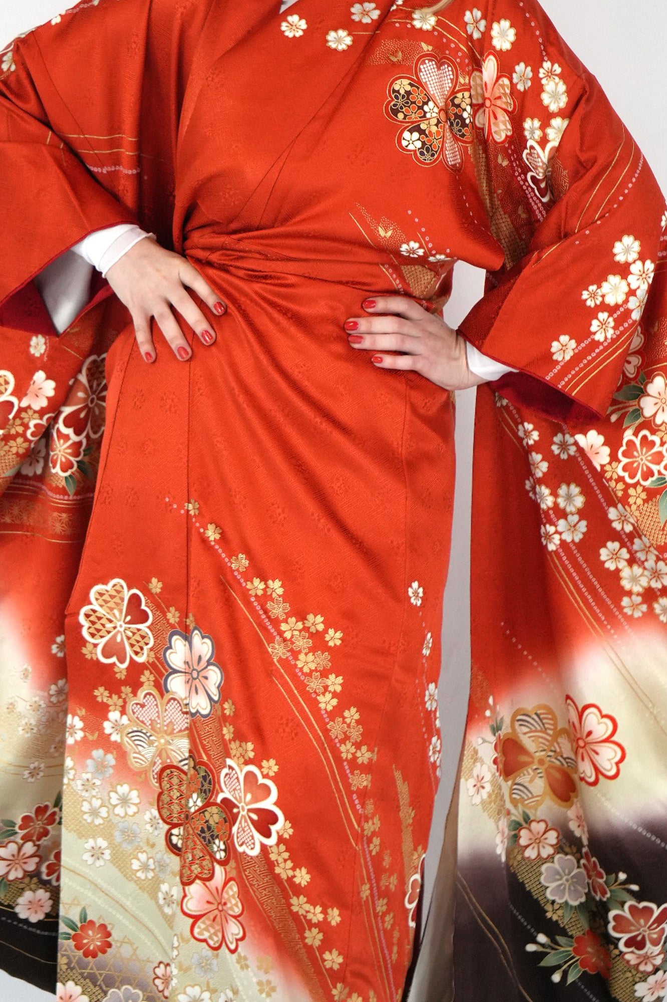 Redefining the Vintage Furisode Collection "aka, cha, FRI013"