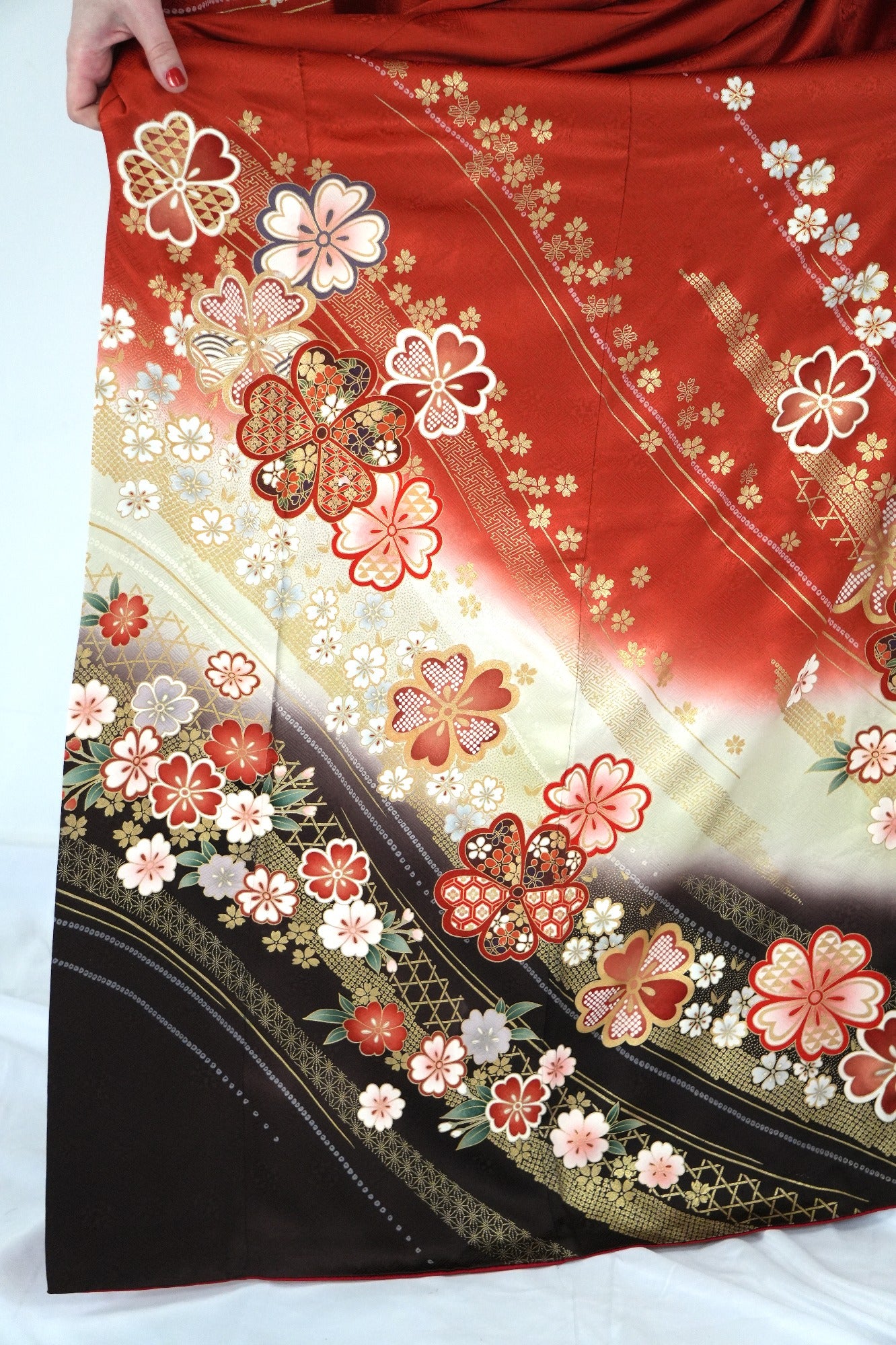 Redefining the Vintage Furisode Collection "aka, cha, FRI013"