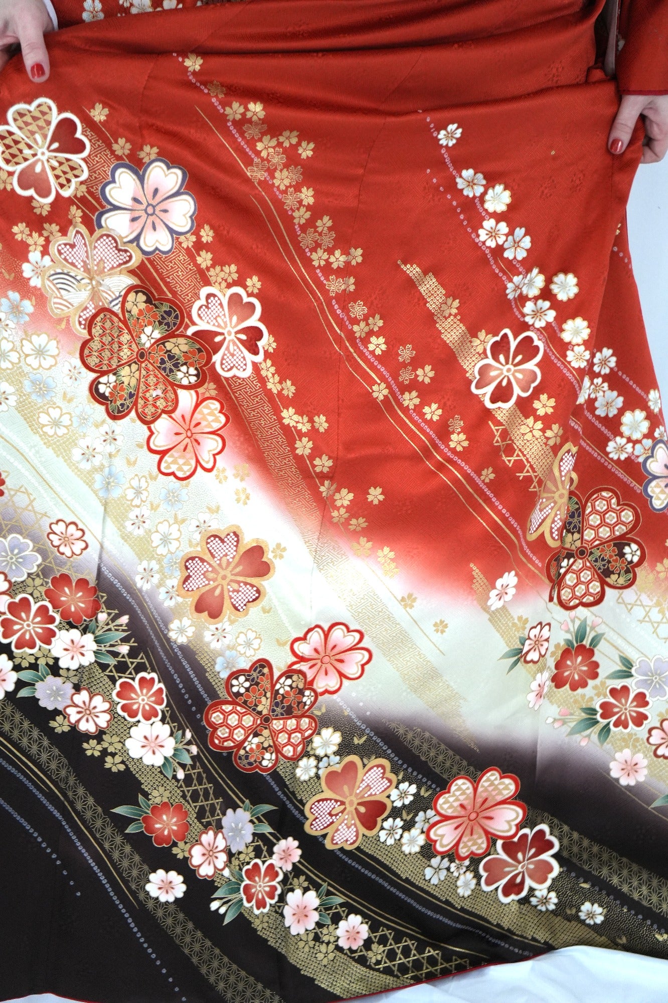 Redefining the Vintage Furisode Collection "aka, cha, FRI013"