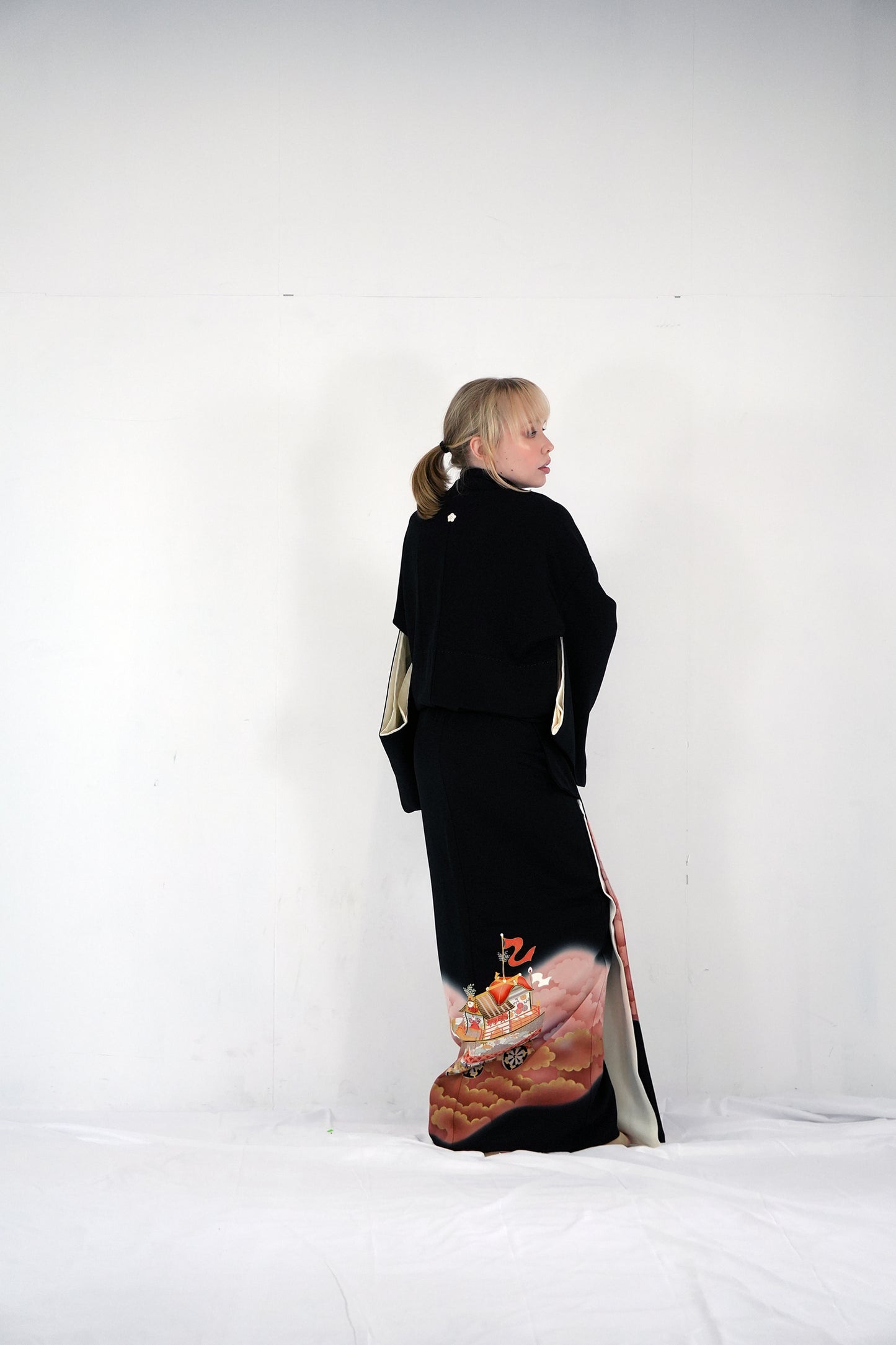 Redefining the Vintage Kurotomesode Collection "Kikyo, KTS004"