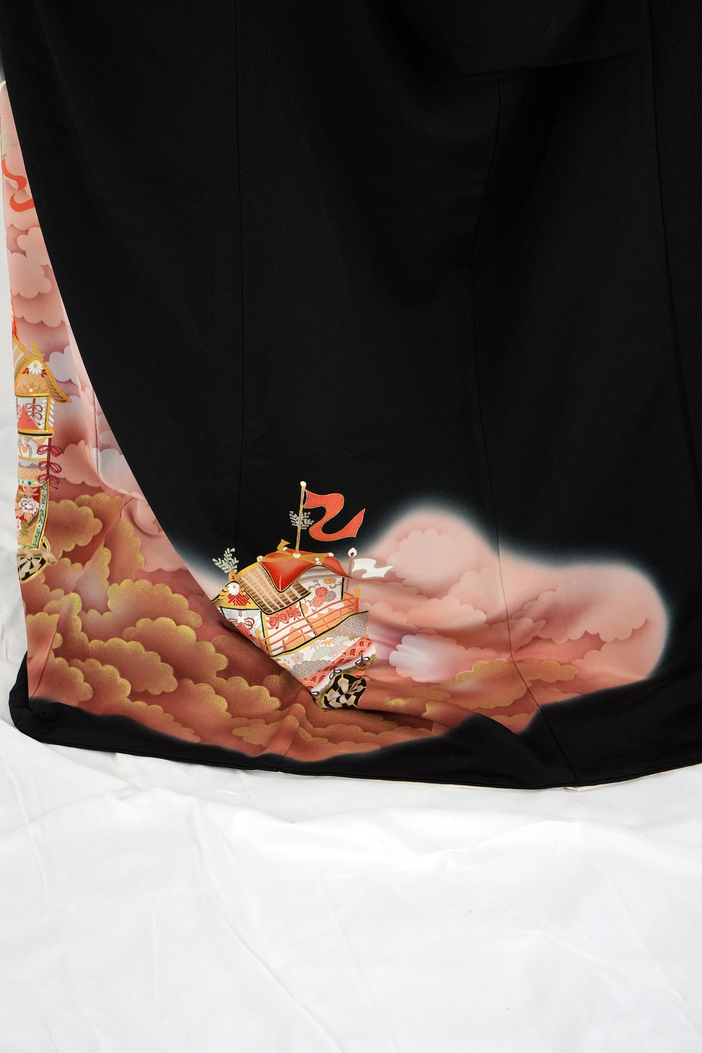 Redefining the Vintage Kurotomesode Collection "Kikyo, KTS004"