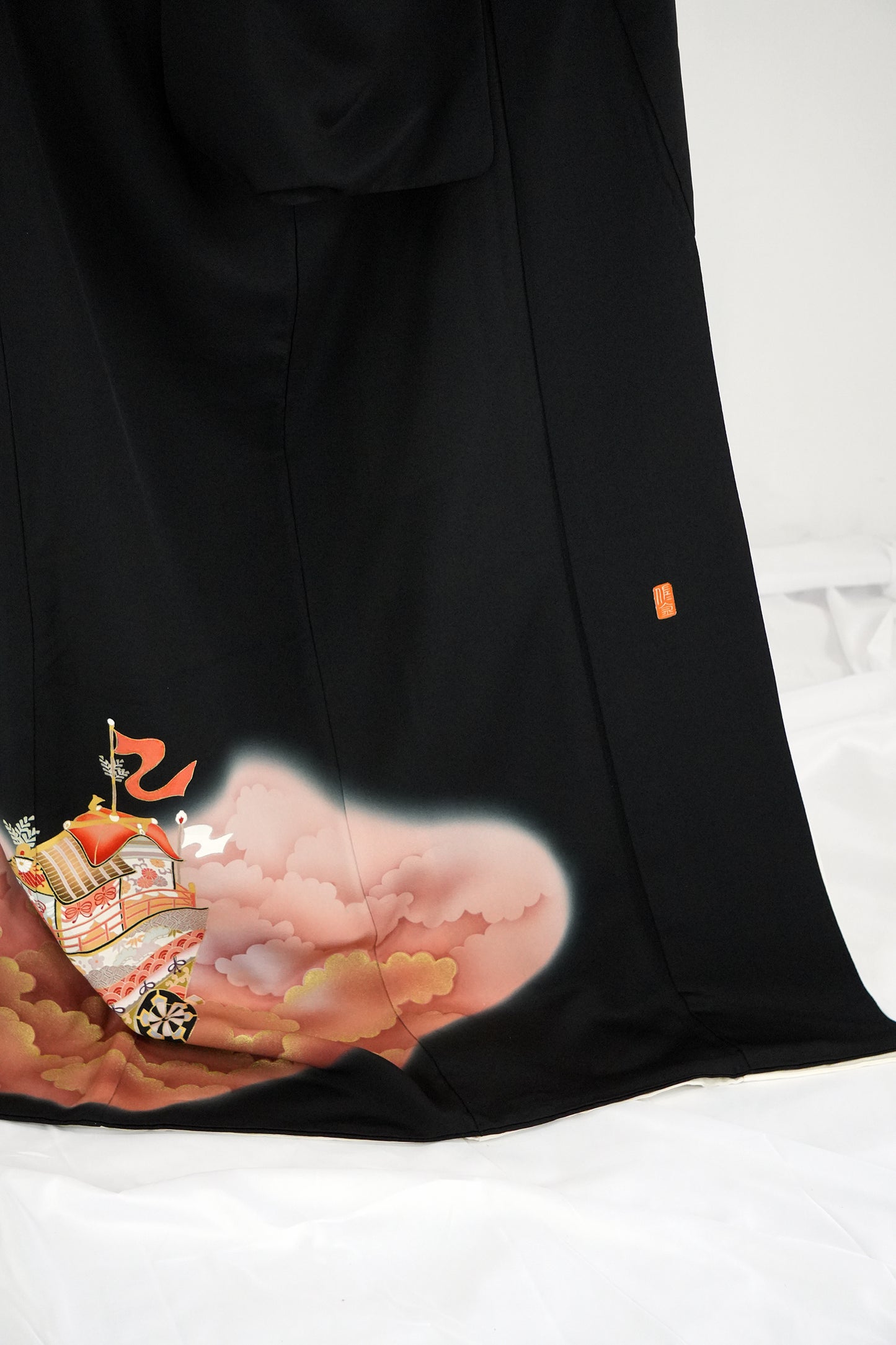 Redefining the Vintage Kurotomesode Collection "Kikyo, KTS004"