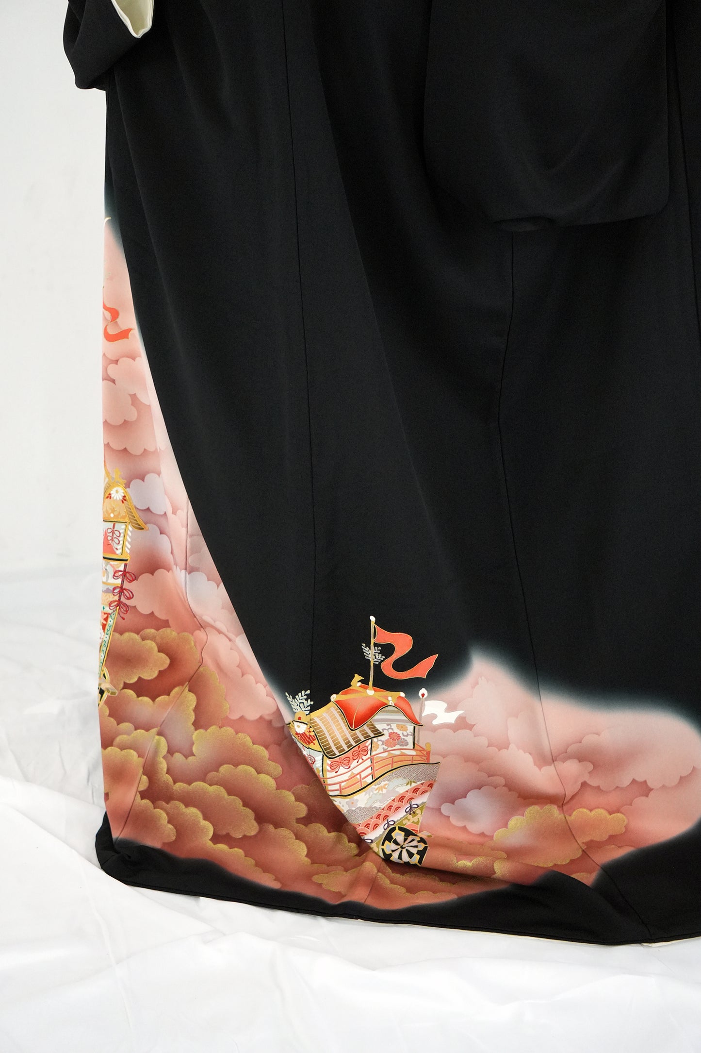 Redefining the Vintage Kurotomesode Collection "Kikyo, KTS004"