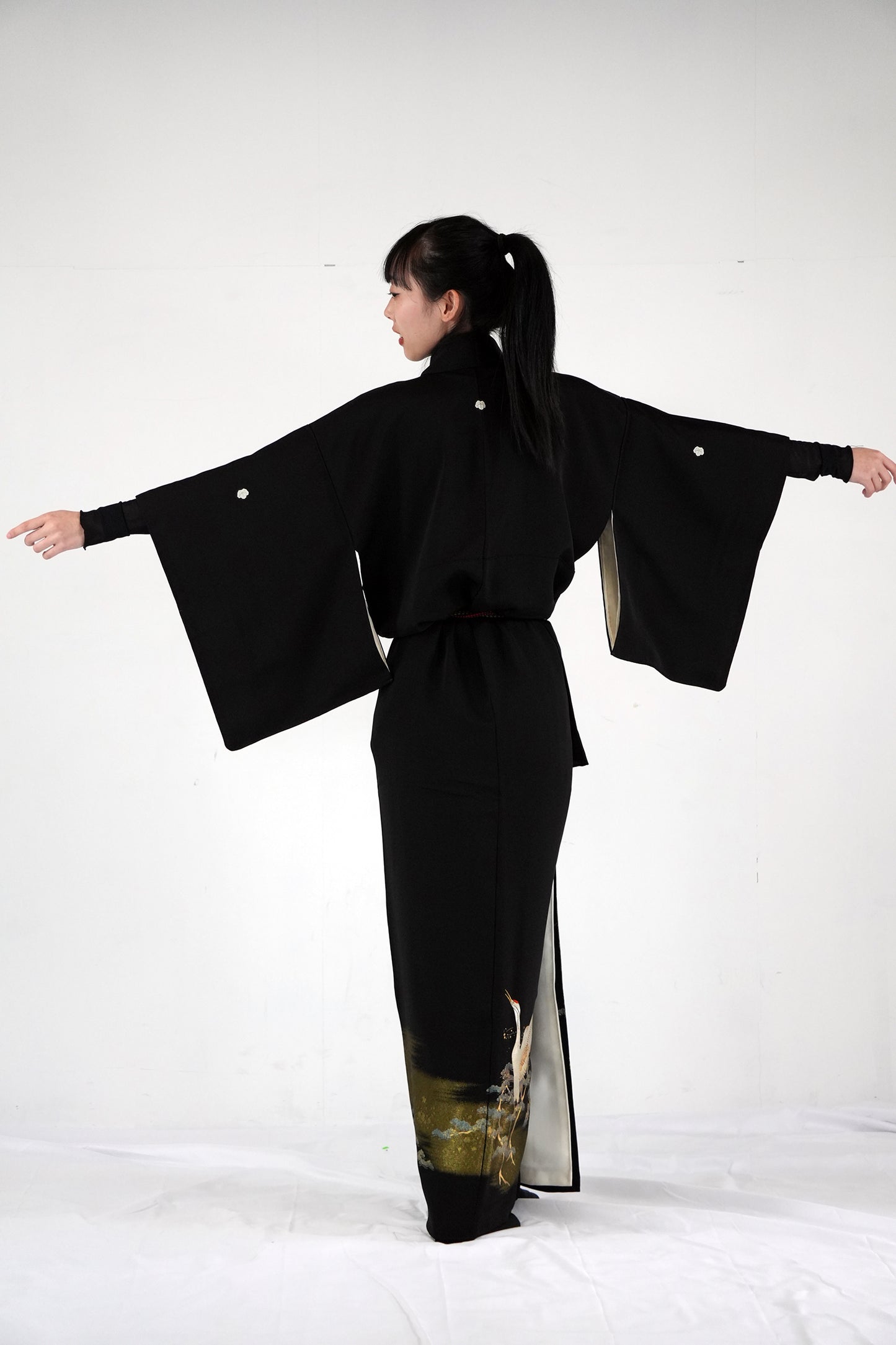 Redefining the Vintage Kurotomesode Collection "Tsuru, KTS003"