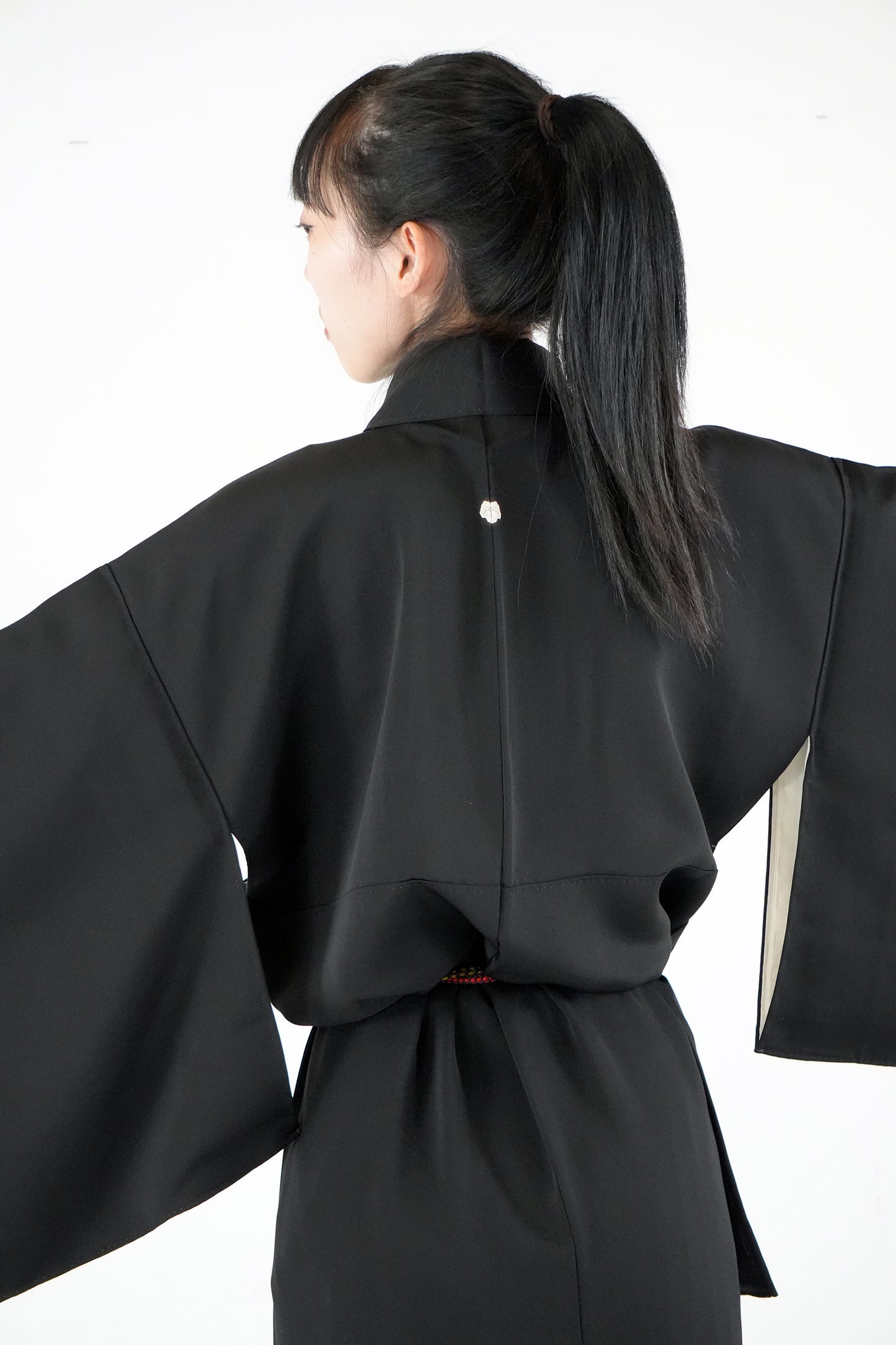 Redefining the Vintage Kurotomesode Collection "Tsuru, KTS003"