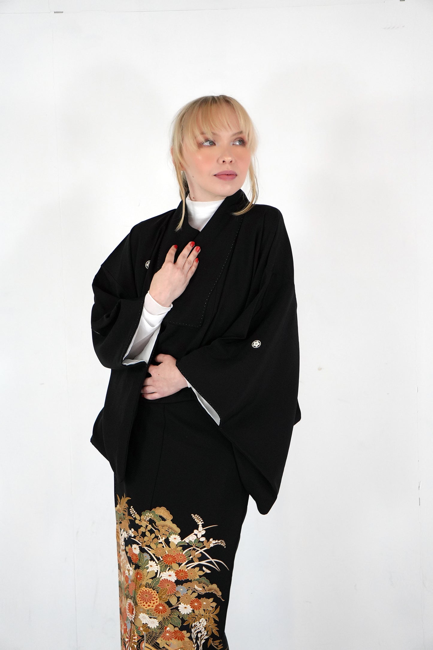 Redefining the Vintage Kurotomesode Collection "KTS002"