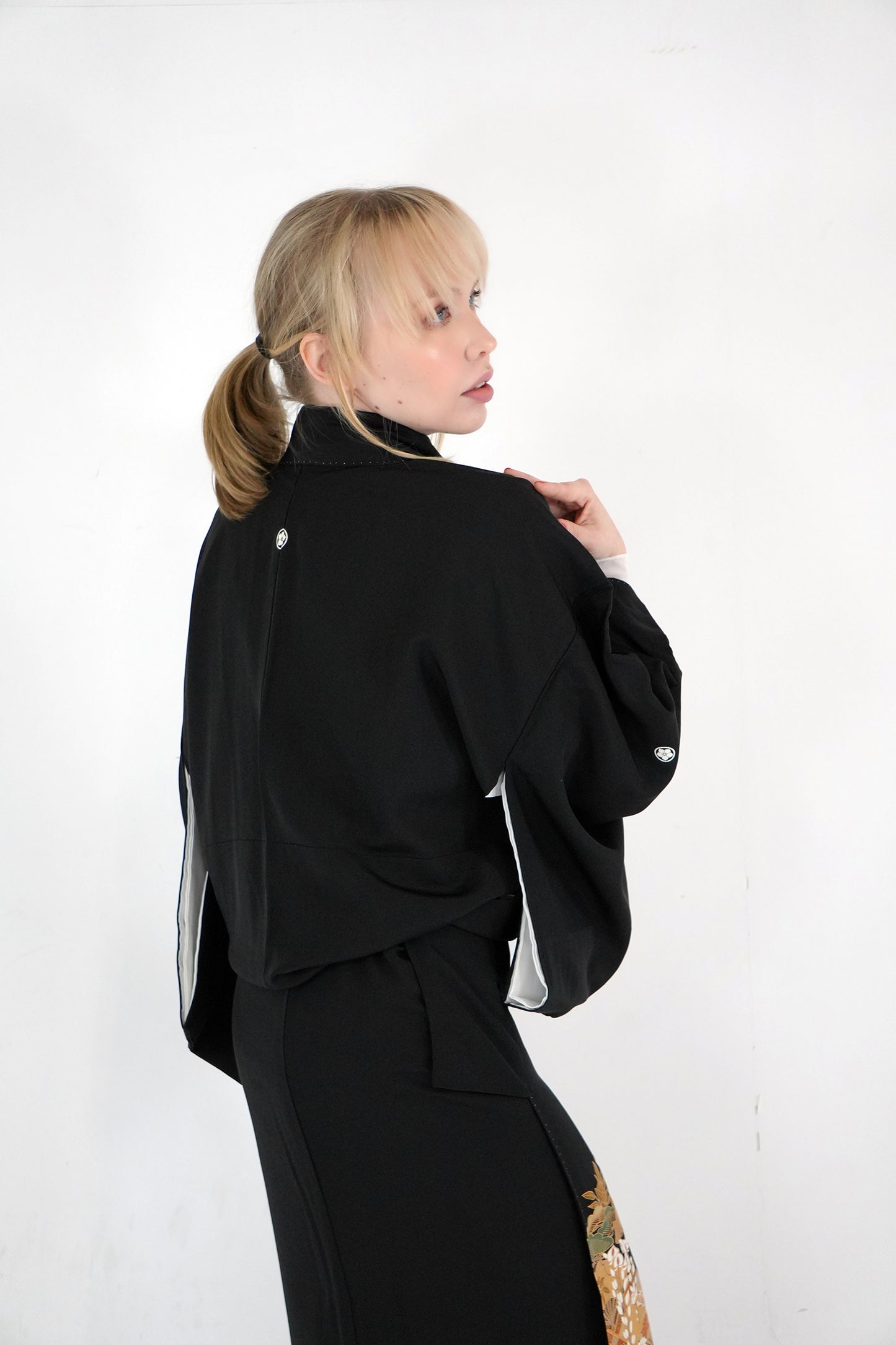 Redefining the Vintage Kurotomesode Collection "KTS002"