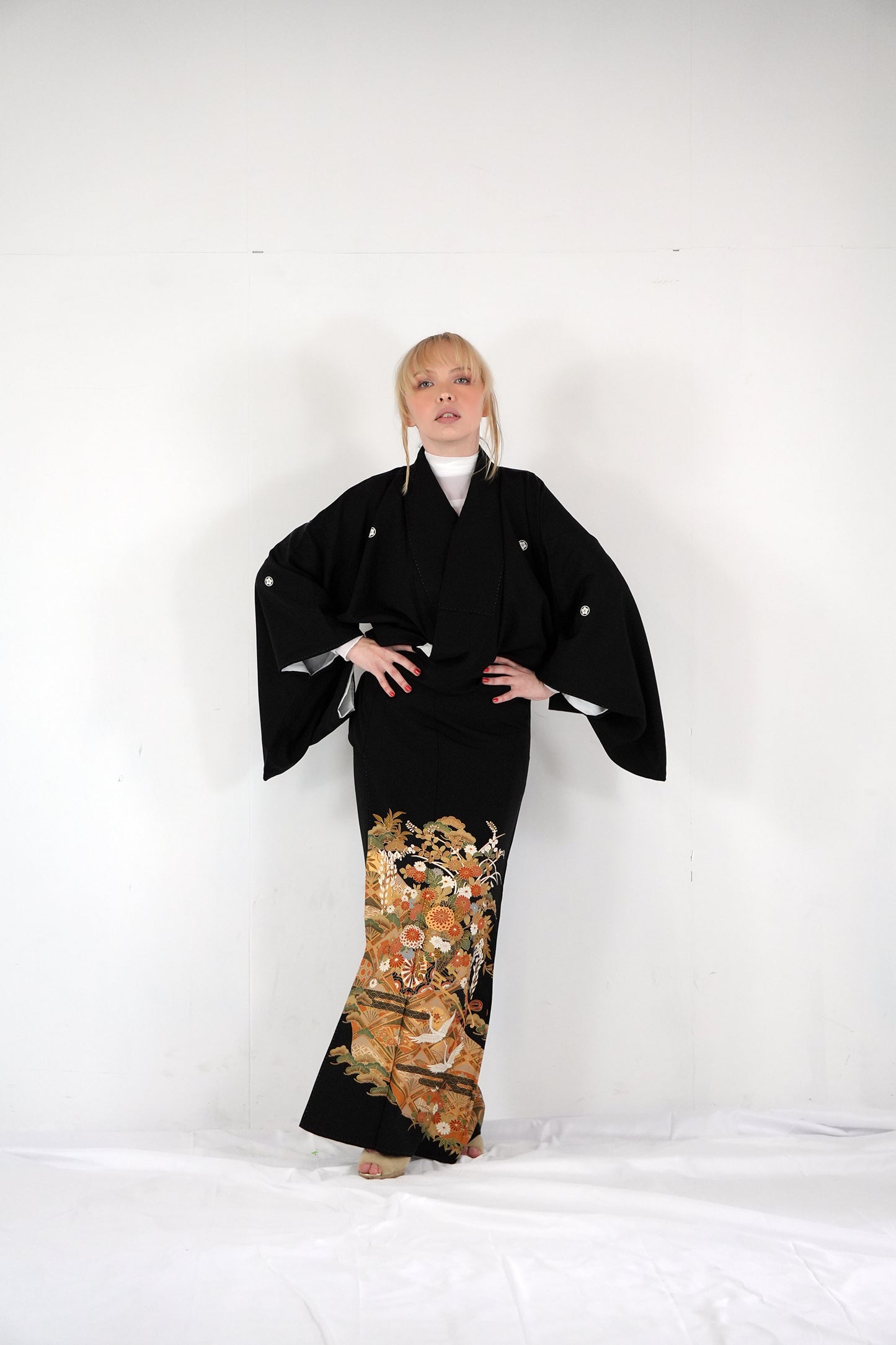 Redefining the Vintage Kurotomesode Collection "KTS002"