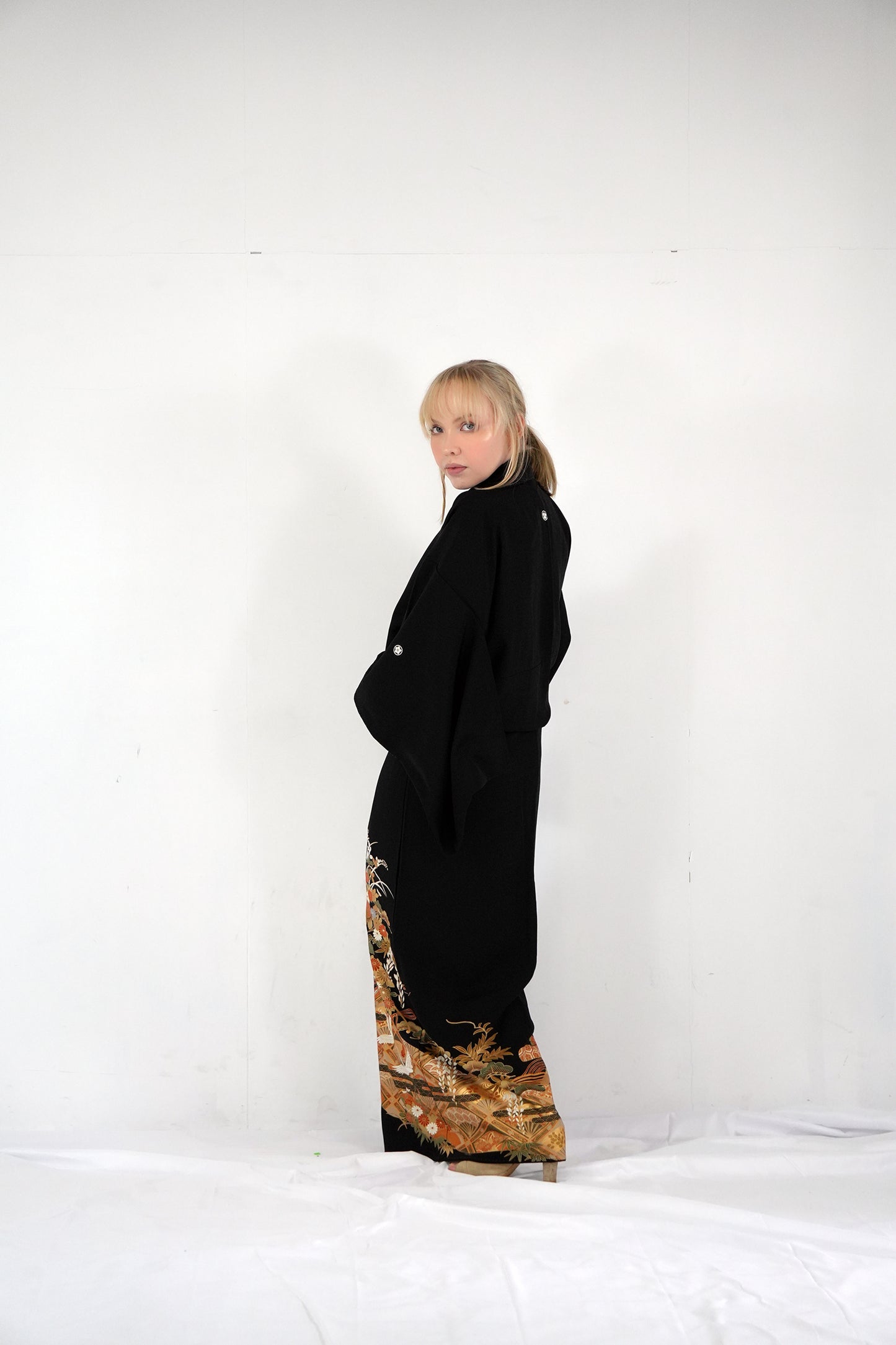 Redefining the Vintage Kurotomesode Collection "KTS002"