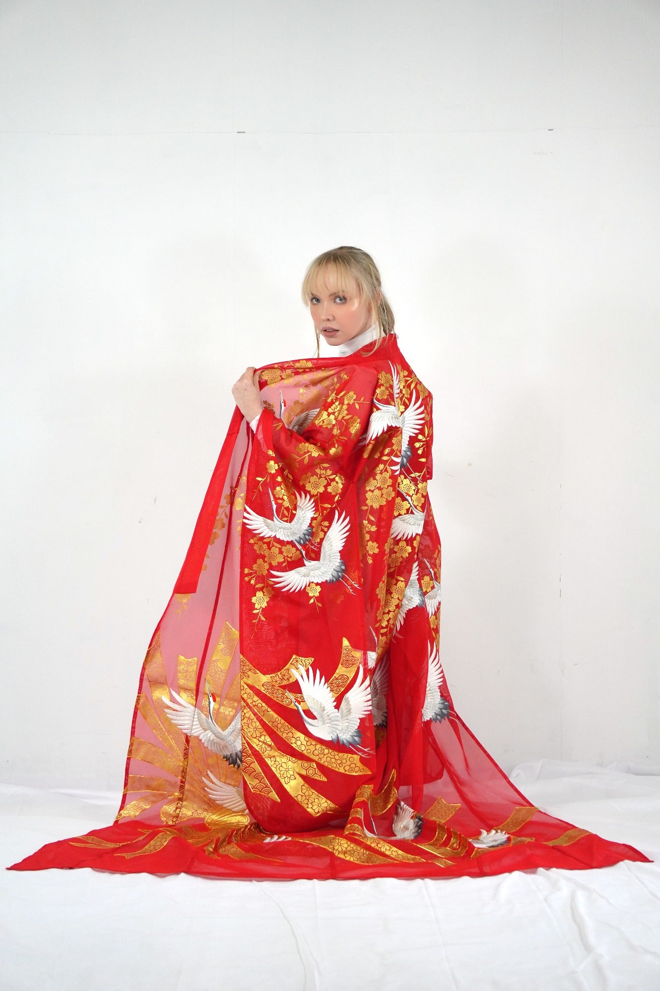 VINTAGE UCHIKAKE "Rare Sheer Elegance – Sha Uchikake"