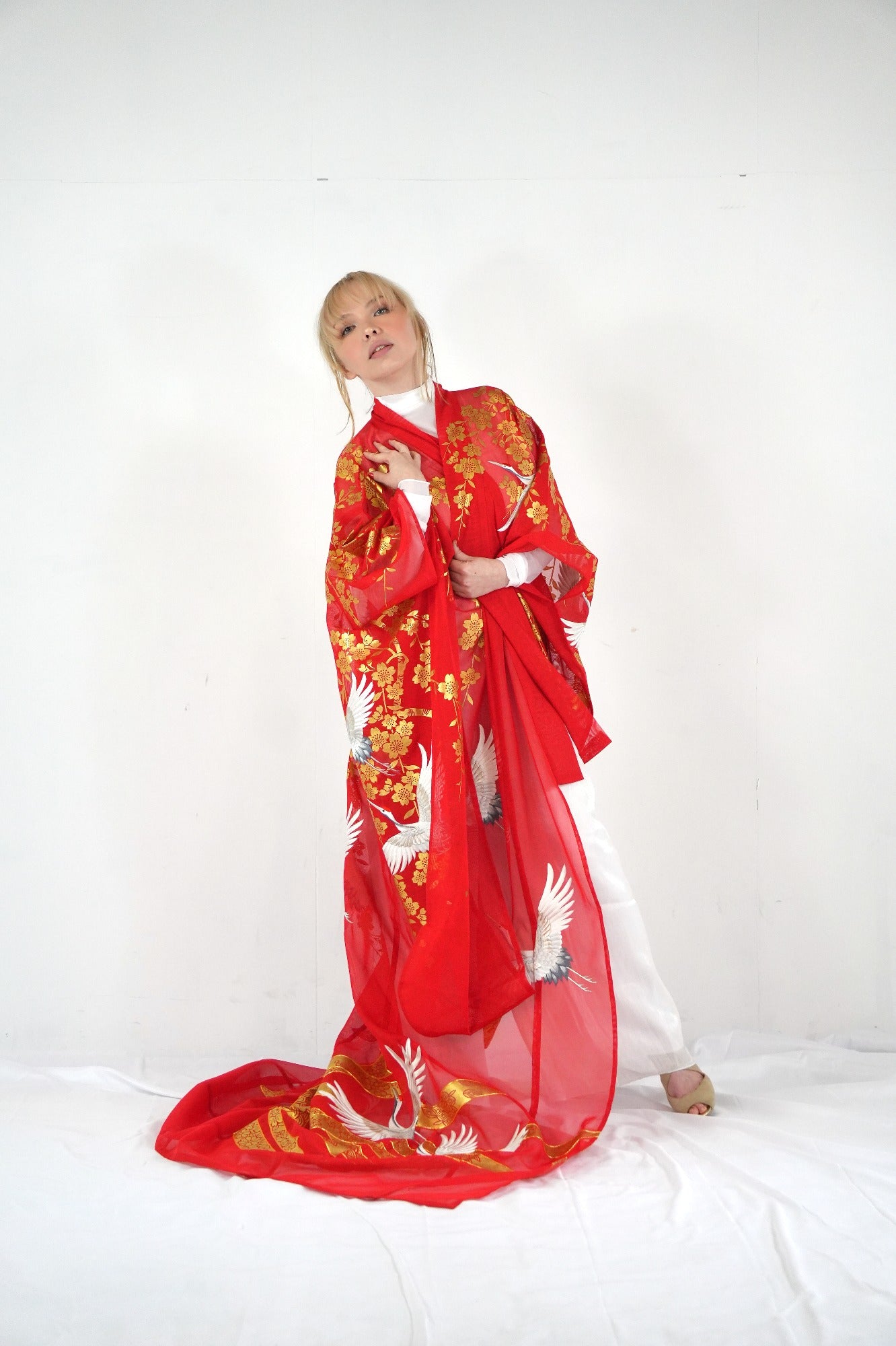 VINTAGE UCHIKAKE "Rare Sheer Elegance – Sha Uchikake"
