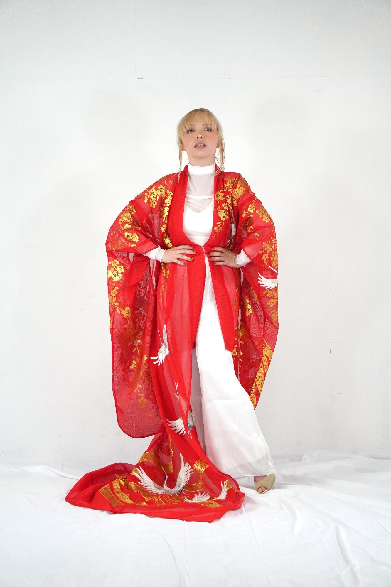 VINTAGE UCHIKAKE "Rare Sheer Elegance – Sha Uchikake"