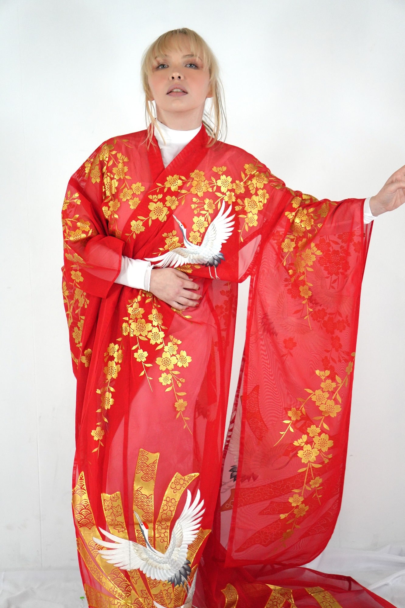 VINTAGE UCHIKAKE "Rare Sheer Elegance – Sha Uchikake"