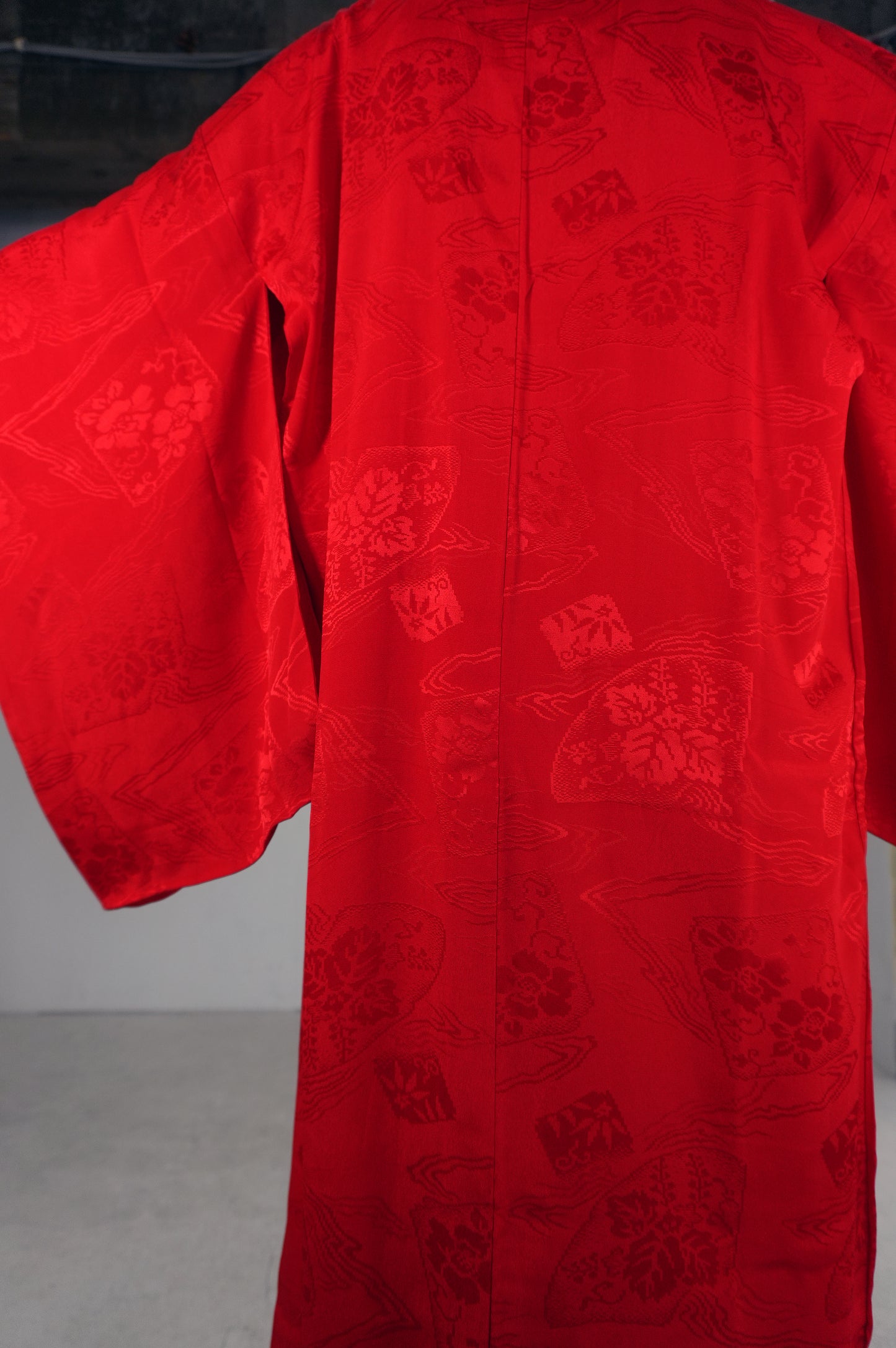 VINTAGE NAGAJYUBAN "antique-red, JUG016"