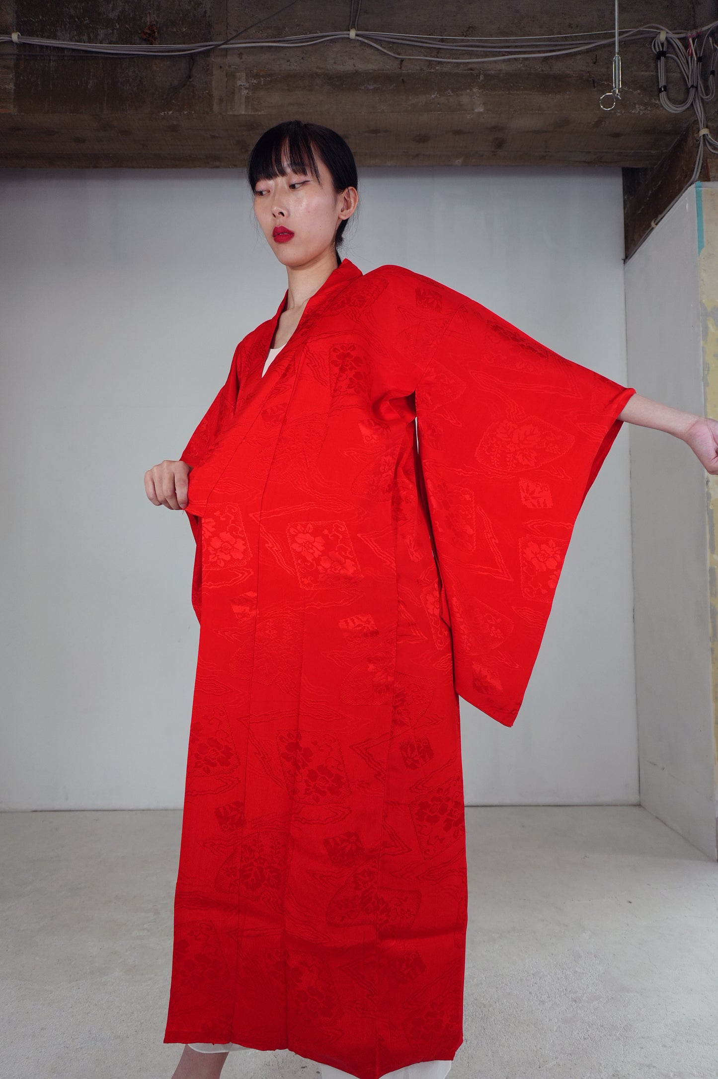 VINTAGE NAGAJYUBAN "antique-red, JUG016"