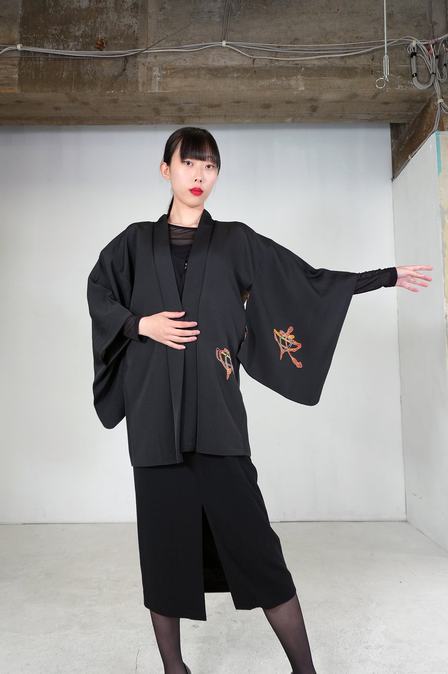 VINTAGE BLACK HAORI  "koma, kumihimo, BLK173" *damage