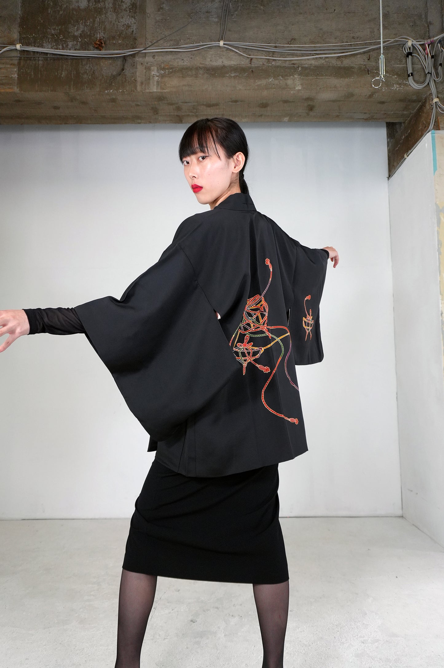 VINTAGE BLACK HAORI  "koma, kumihimo, BLK173" *damage