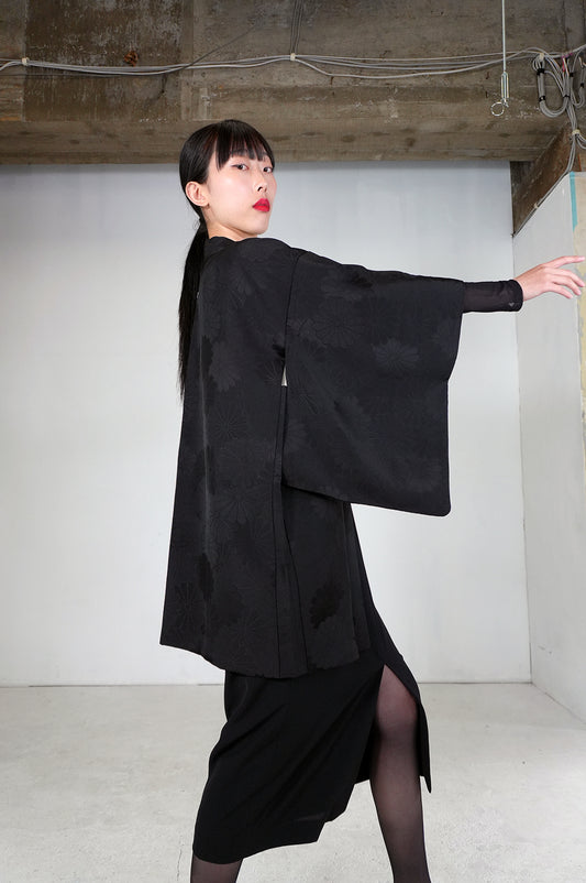 VINTAGE BLACK HAORI  "kiku, BLK174"