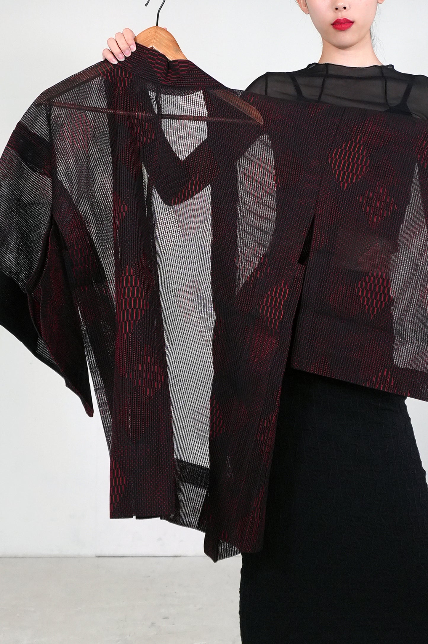 VINTAGE BLACK HAORI SHEER "ara-sha, hishi, red, SHH027"