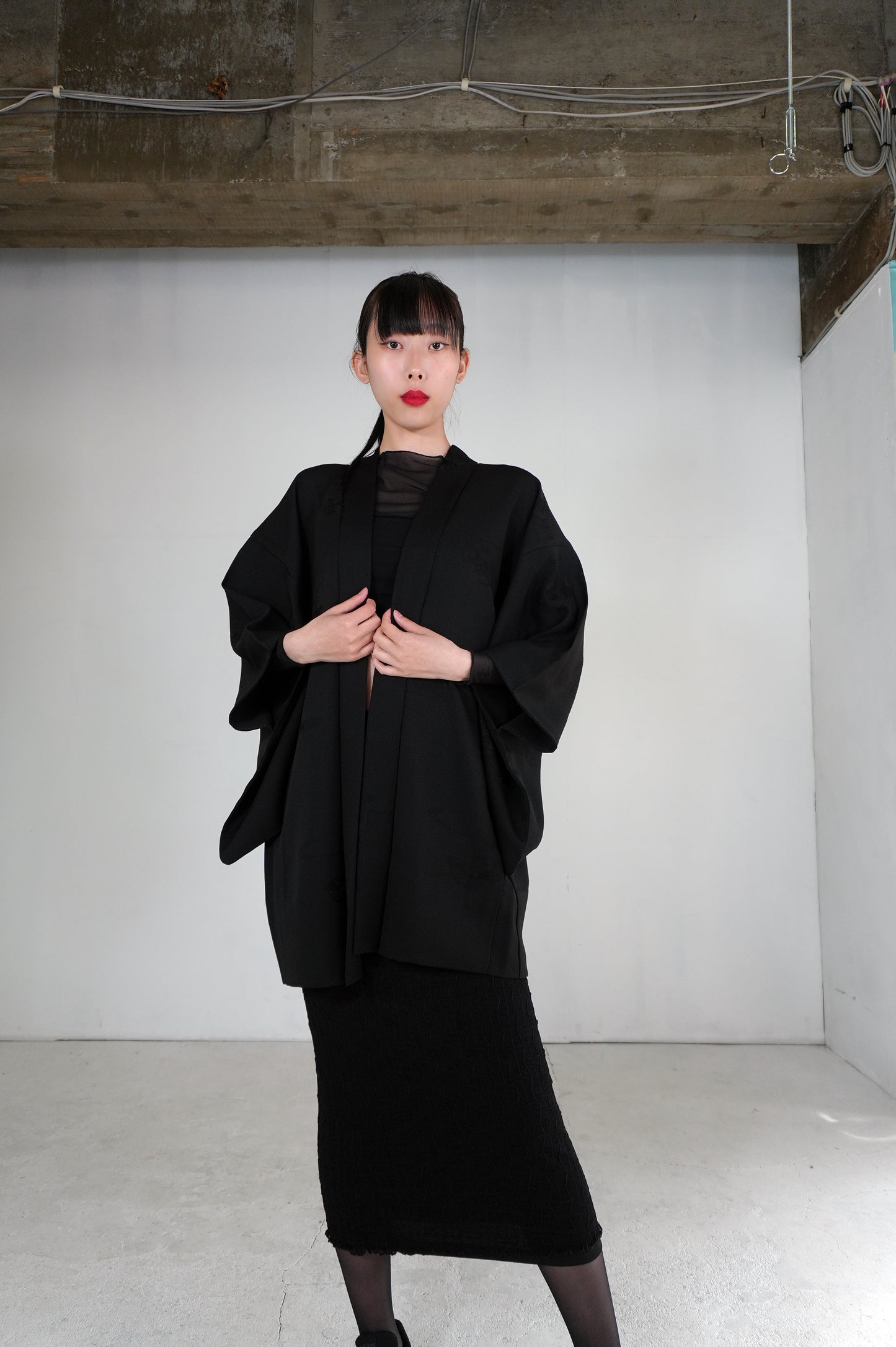 VINTAGE BLACK HAORI  "ground pattern, kiku, BLK177"