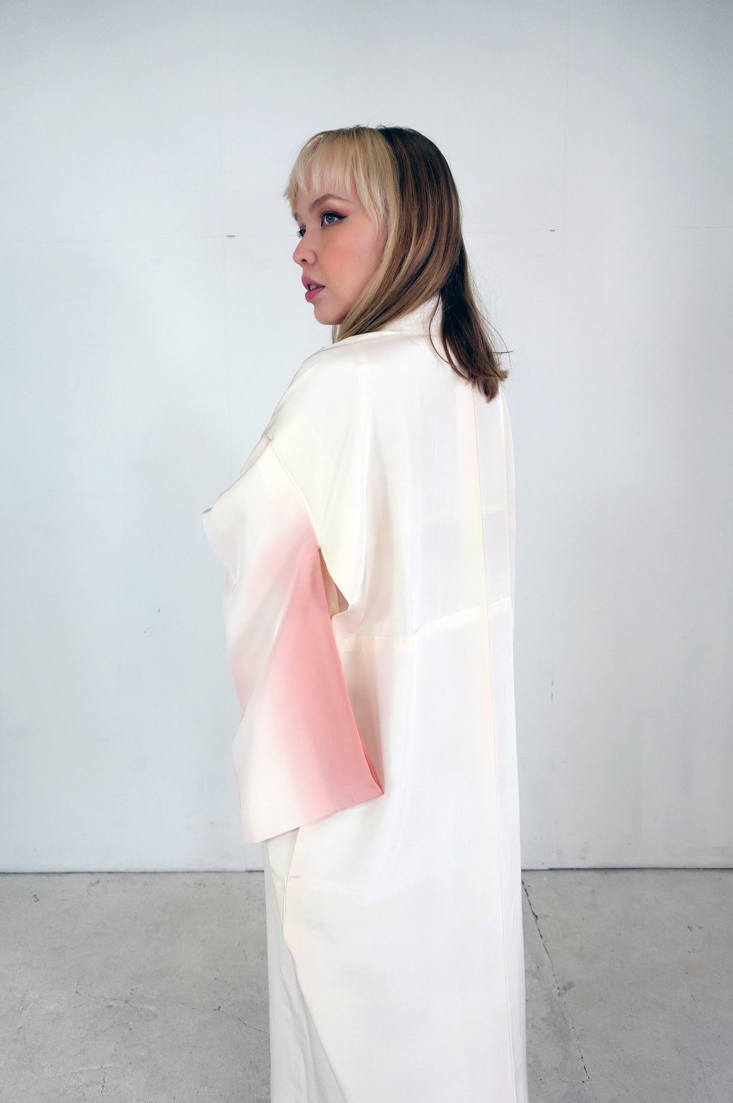 VINTAGE NAGAJYUBAN "hanabira, JUG001"