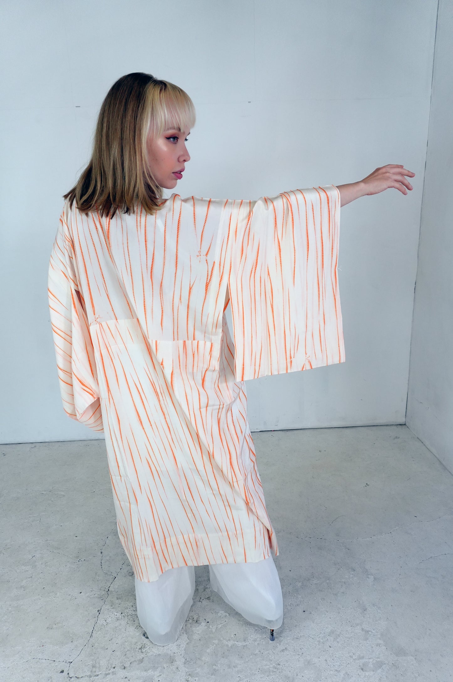 VINTAGE NAGAJYUBAN "line, JUG022"