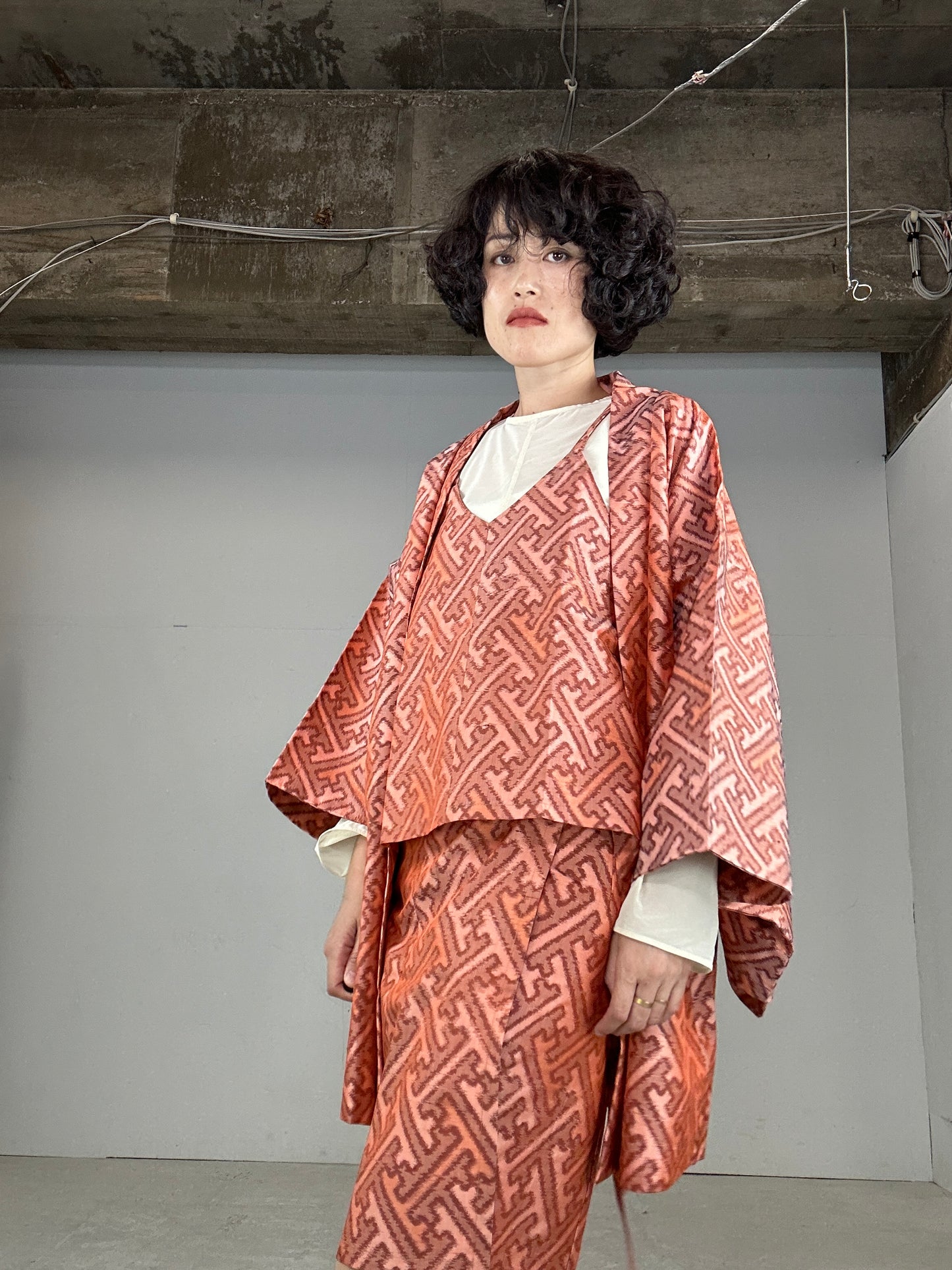 Tsumugi HAORI and KIMONO Skirt, Camisole upcycled from Japanese kimono"manjitsunagi"