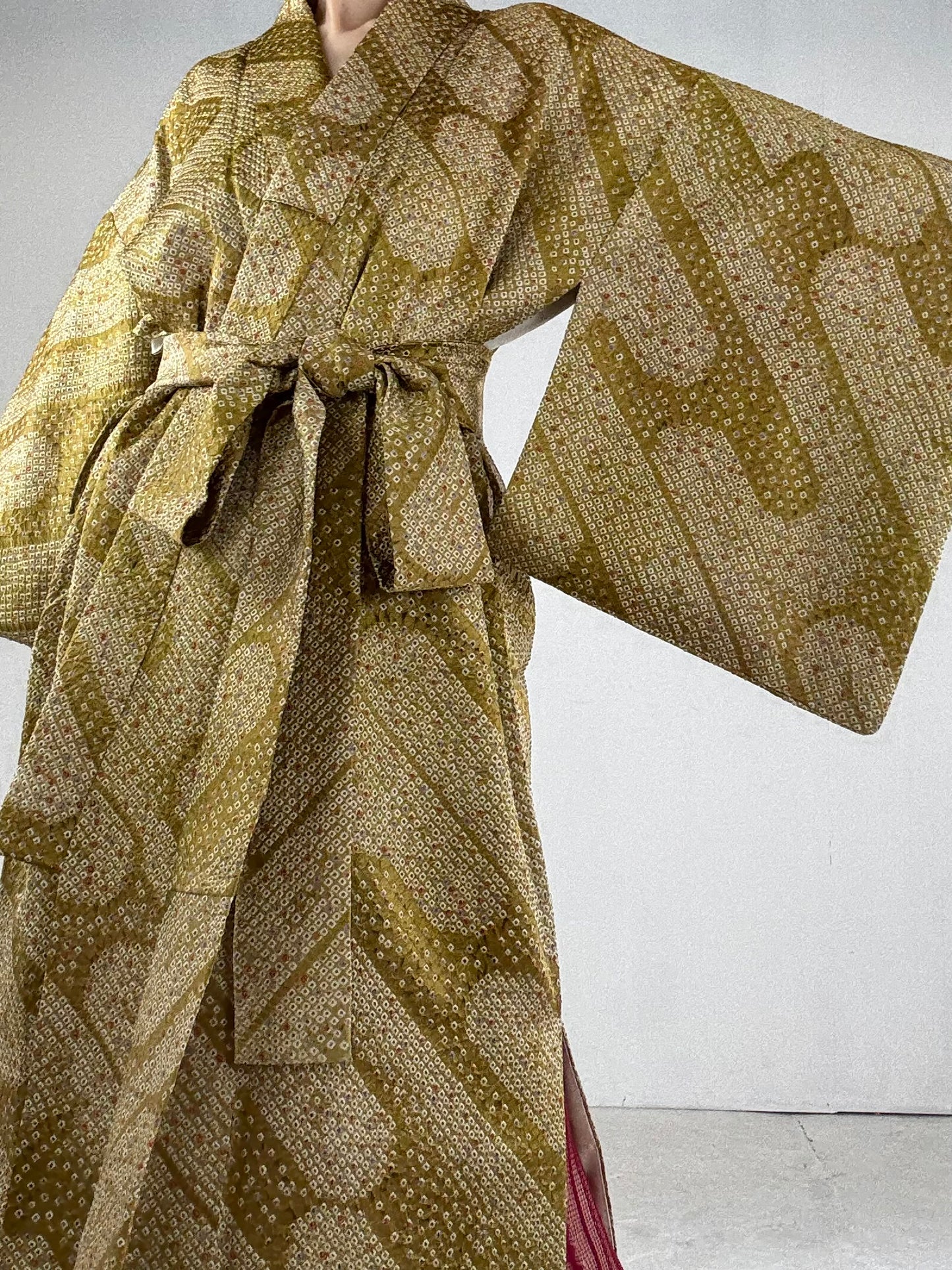 Kimono dress gown and string belt upcycled from Japanese kimono "shibori, yellow" Big Ribbon