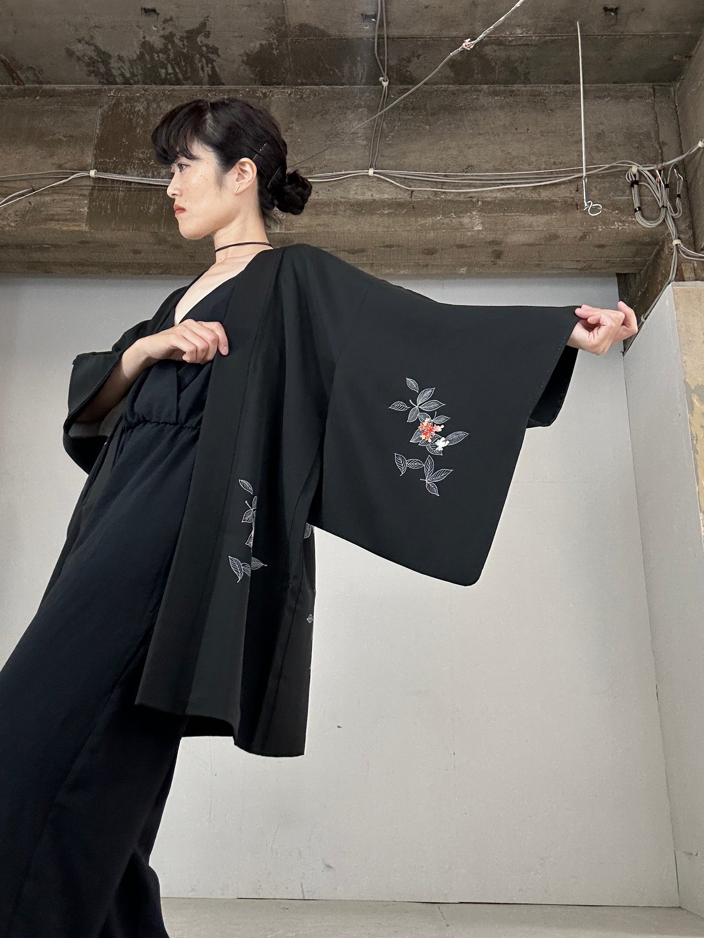 VINTAGE BLACK HAORI "shiro senga"