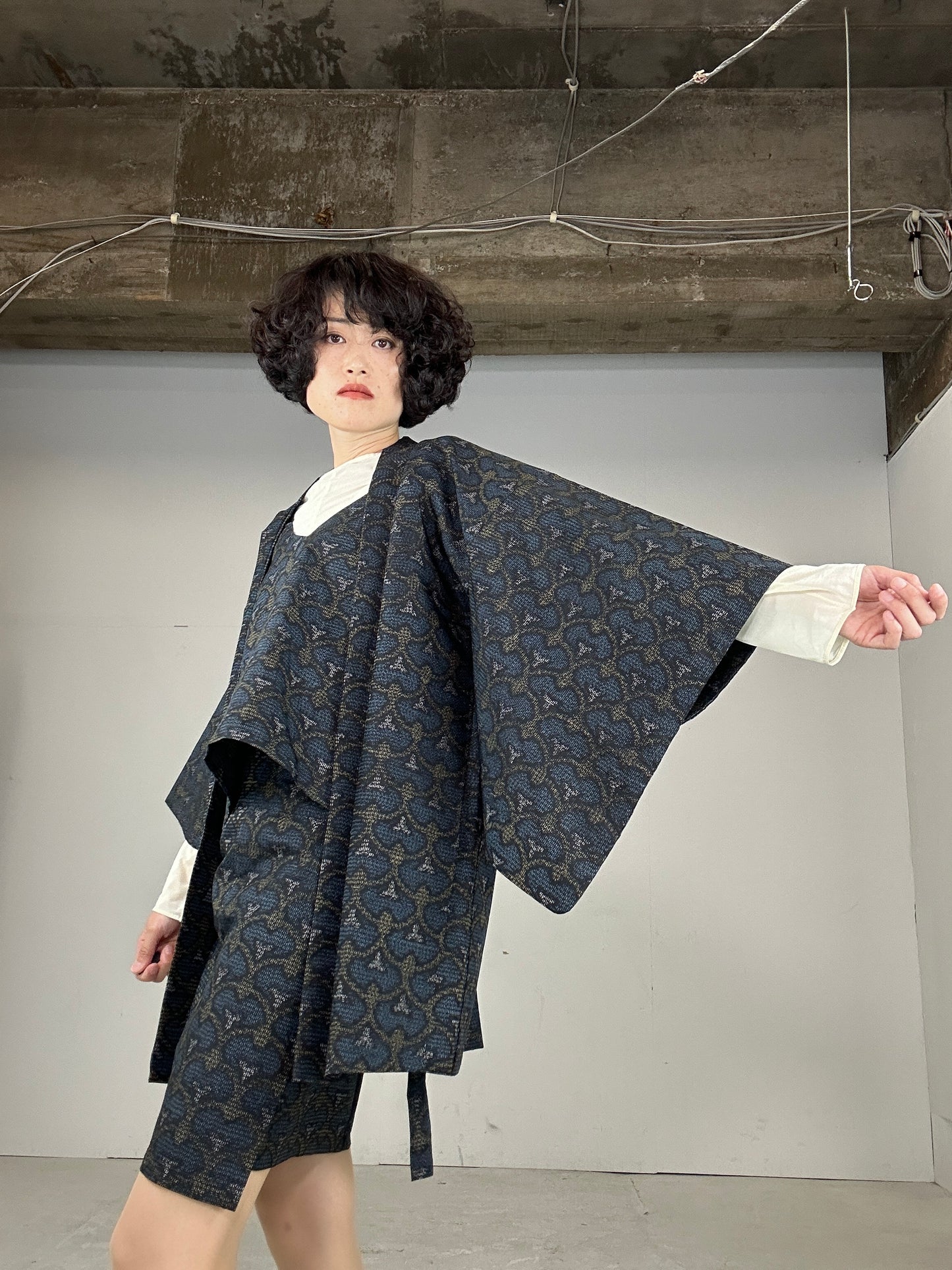 Tsumugi HAORI and KIMONO Skirt, Camisole upcycled from Japanese kimono"rankamon"