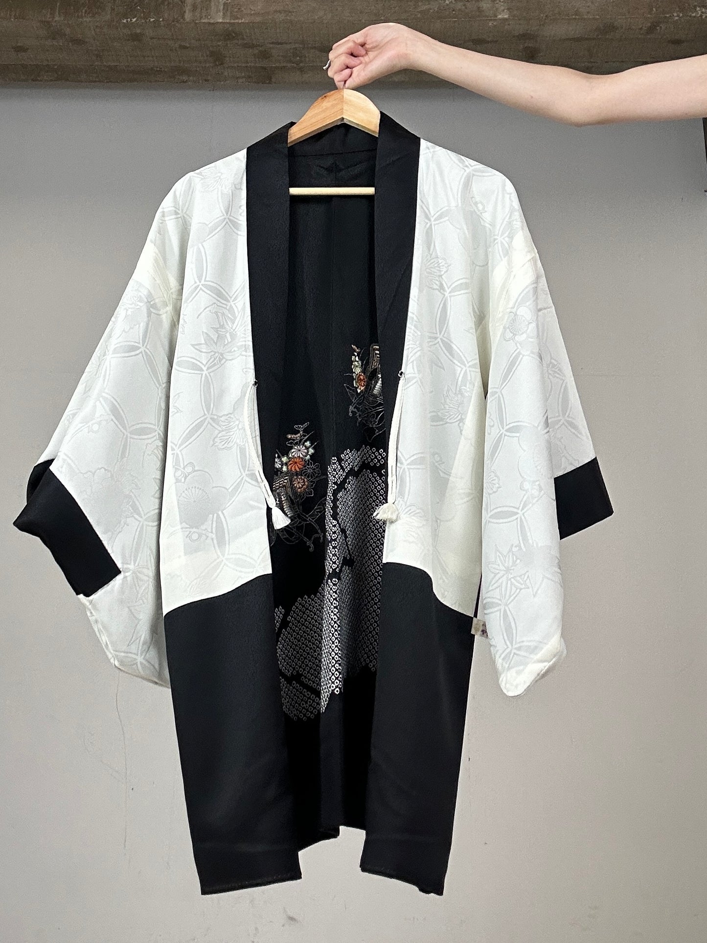 VINTAGE BLACK HAORI "shibori goshoguruma"