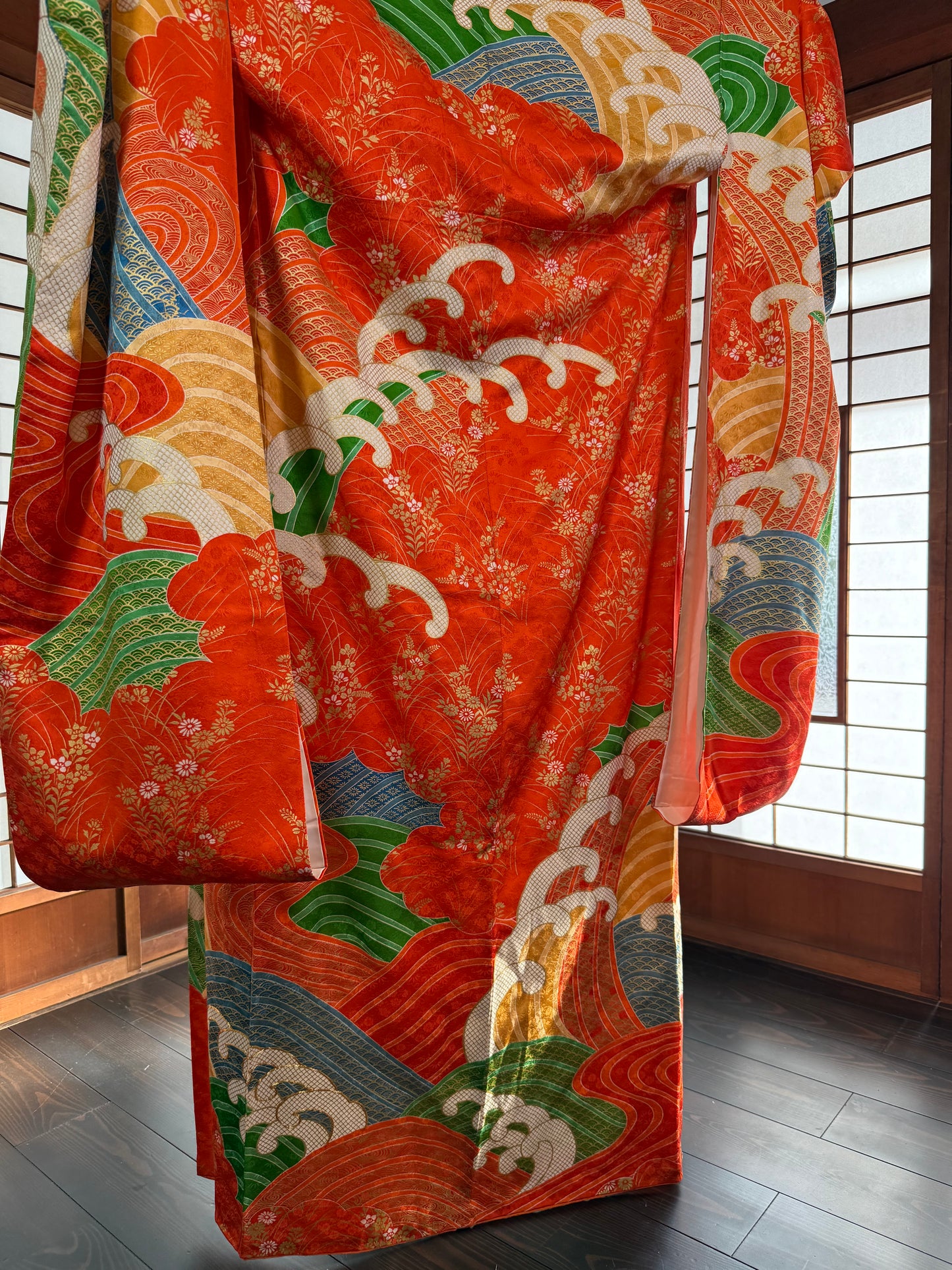 Redefining the Vintage Furisode Collection "shu, gold, nami"