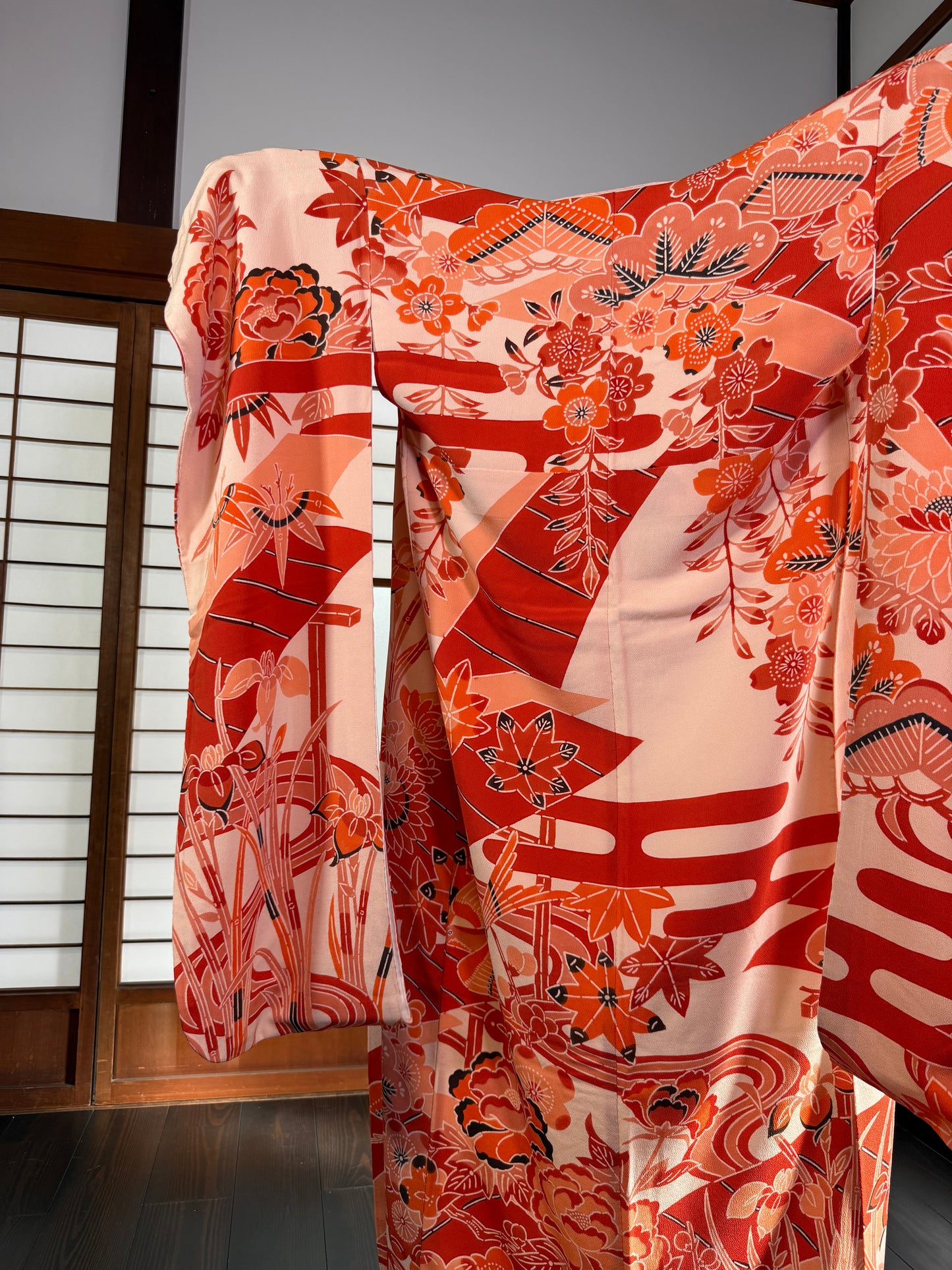 Redefining the Vintage Furisode Collection "benigata"