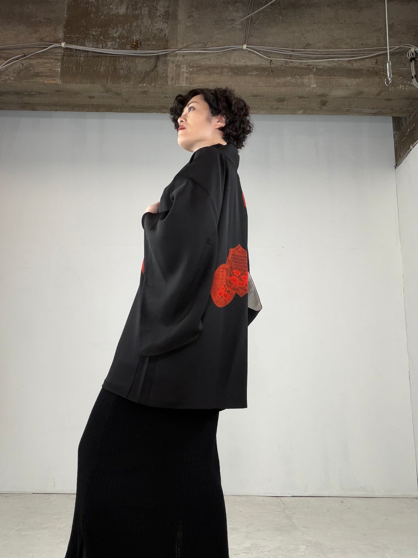 VINTAGE BLACK HAORI  "red, BLK141"