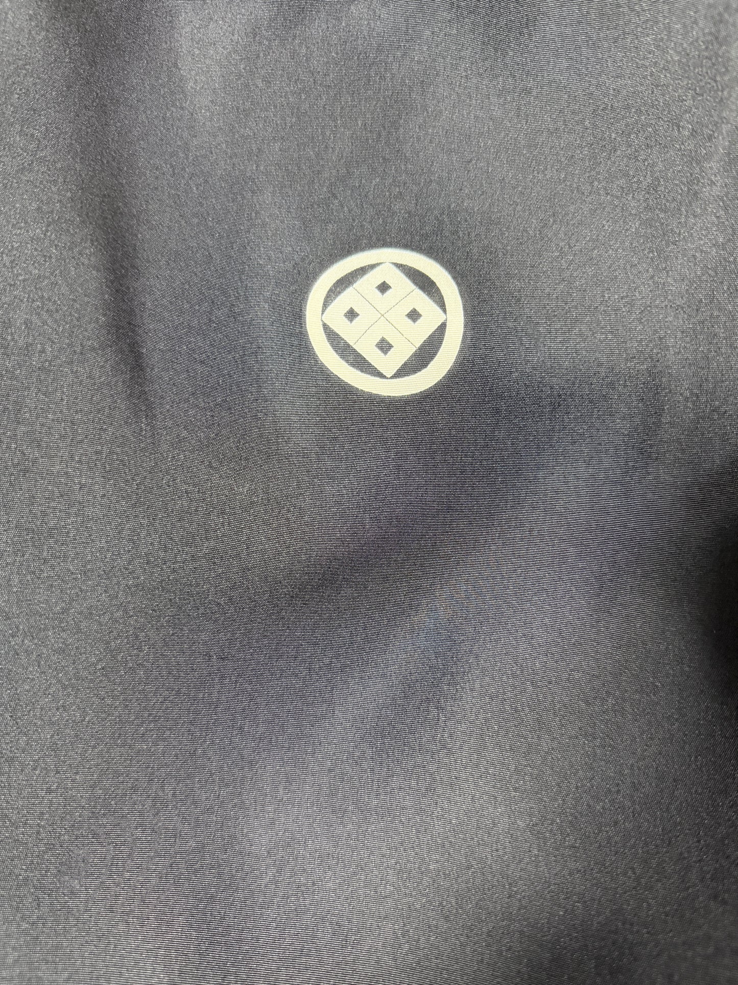 VINTAGE KUROMONTSUKI HAORI "akagashira" *damage