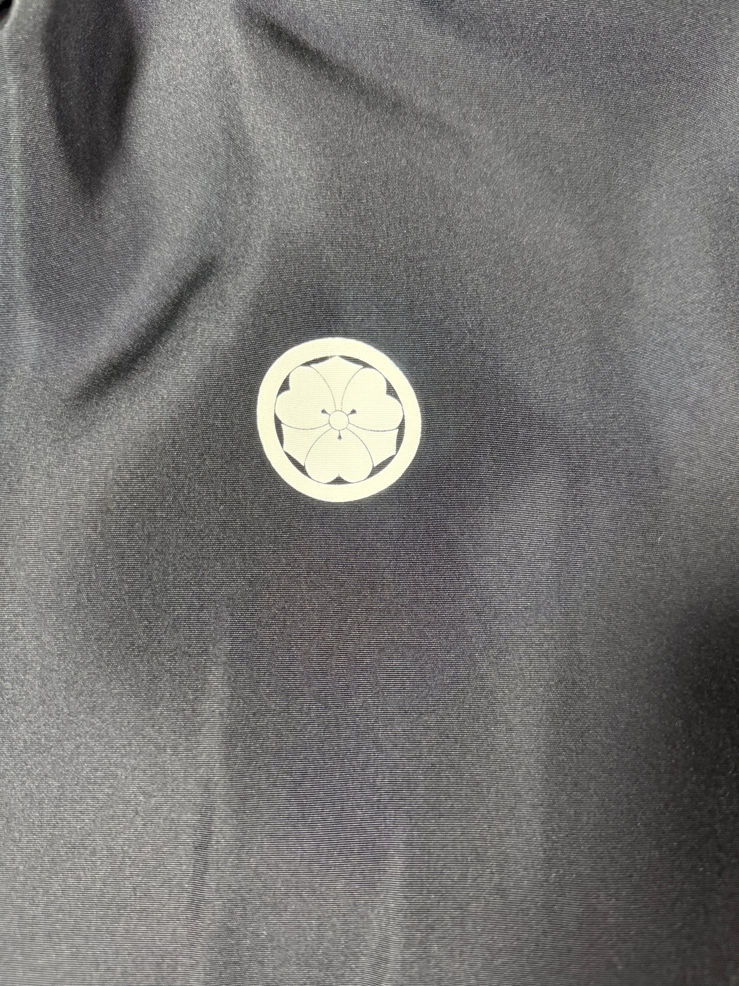 VINTAGE KUROMONTSUKI HAORI "fukagawa" *damage