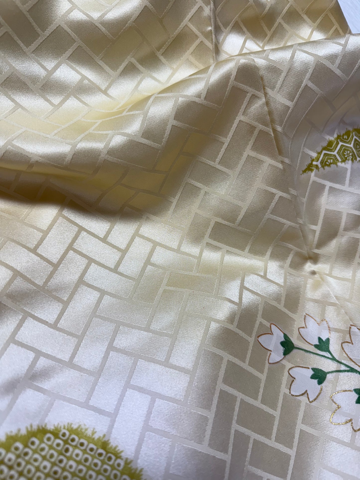 Redefining the Vintage Furisode Collection "kiiro, green"