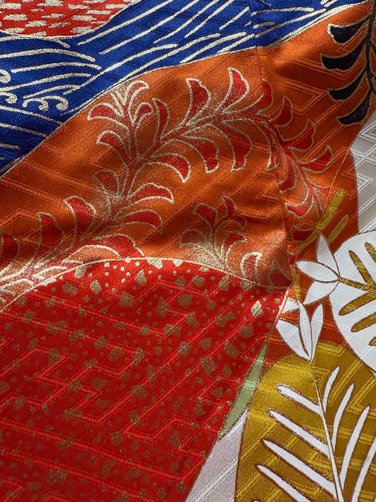 Redefining the Vintage Furisode(Tomesode) Collection "Gold" *damage