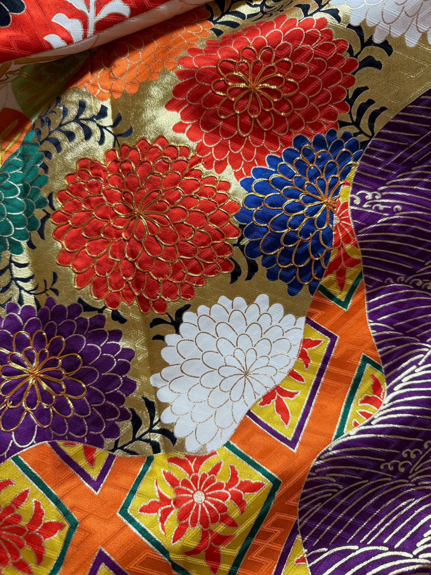 Redefining the Vintage Furisode(Tomesode) Collection "Gold" *damage