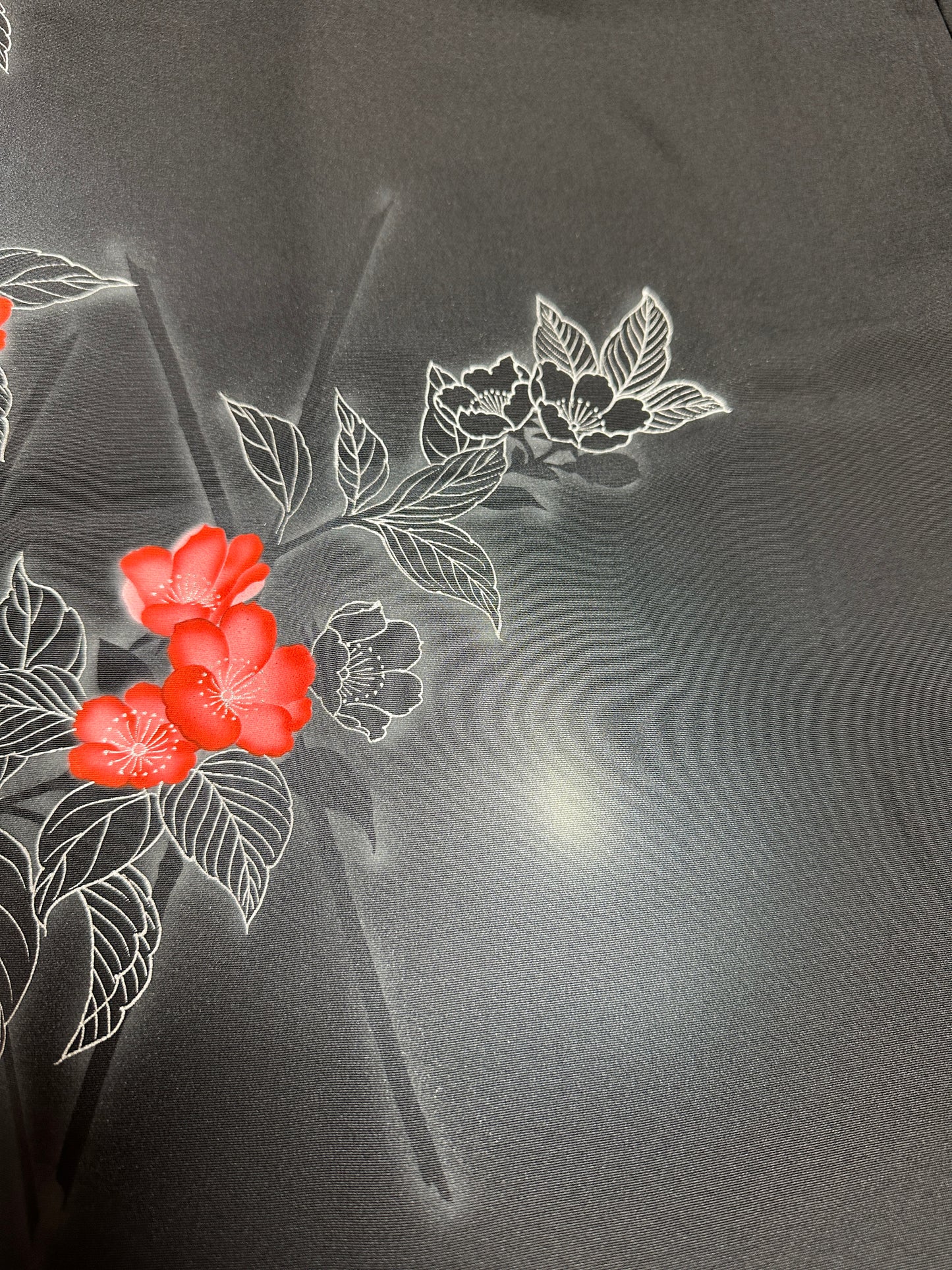 VINTAGE BLACK HAORI "contemporary red flower”