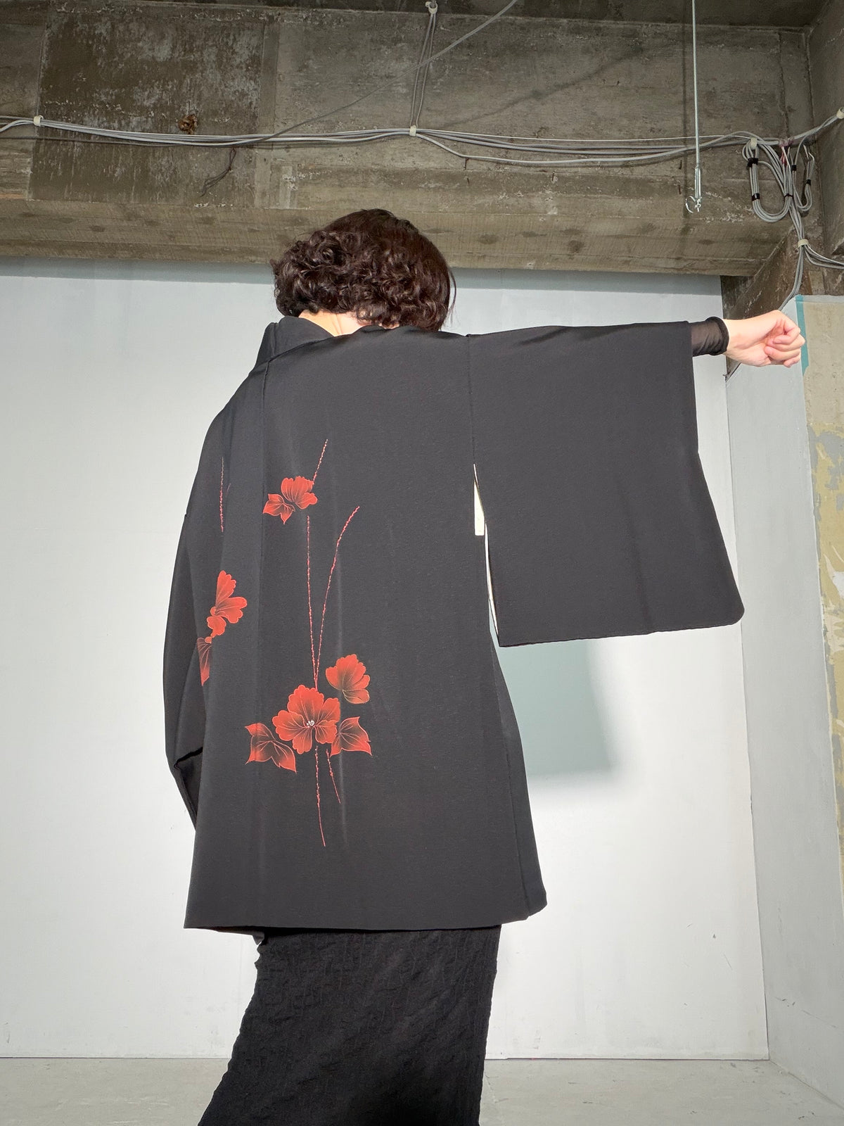 VINTAGE BLACK HAORI  "glitter, flower , BLK186"
