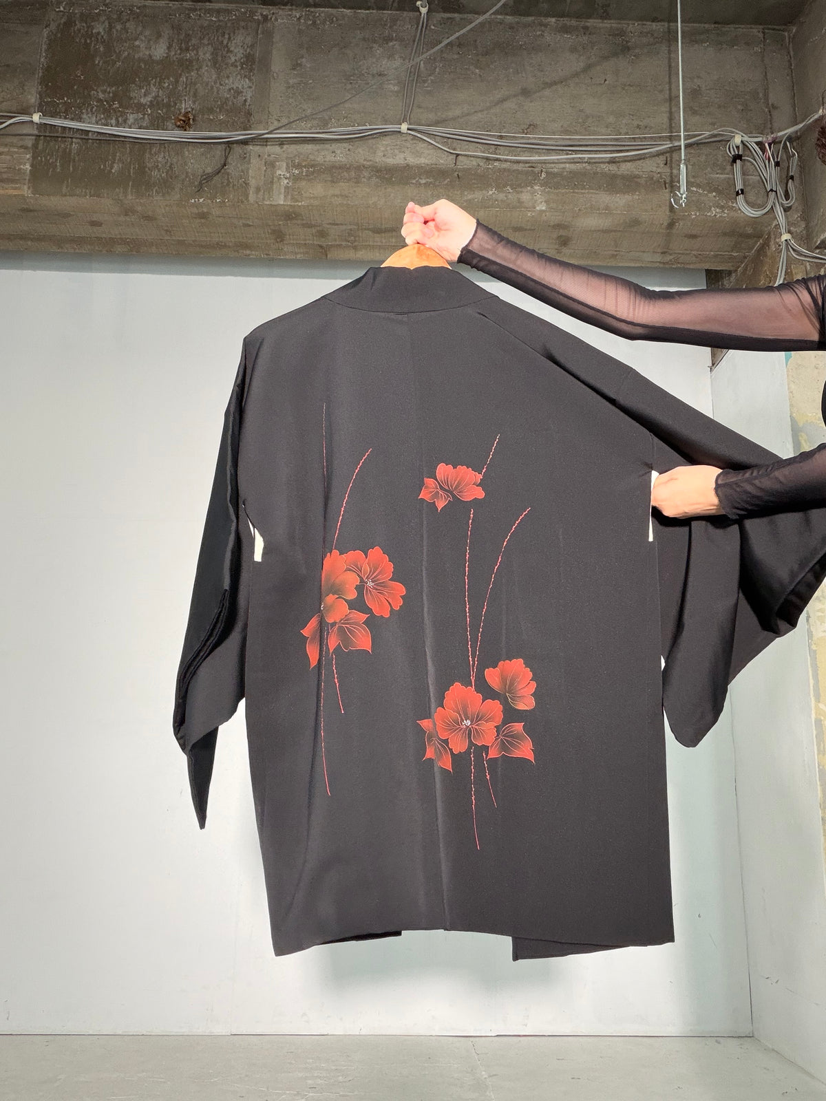 VINTAGE BLACK HAORI  "glitter, flower , BLK186"