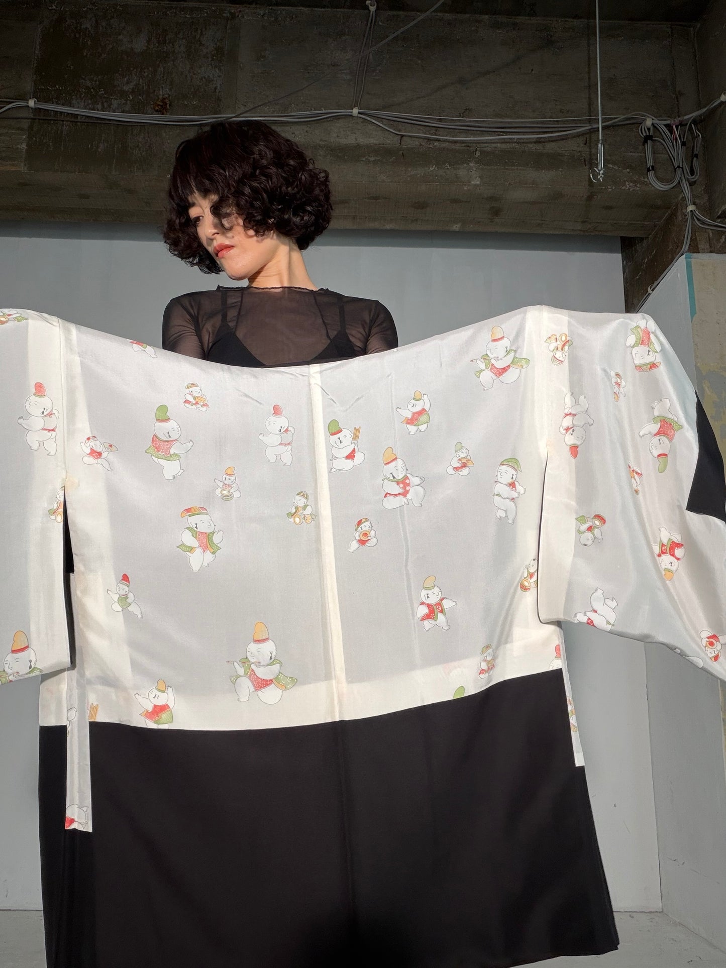 VINTAGE BLACK HAORI  "inside-chigo, BLK188"