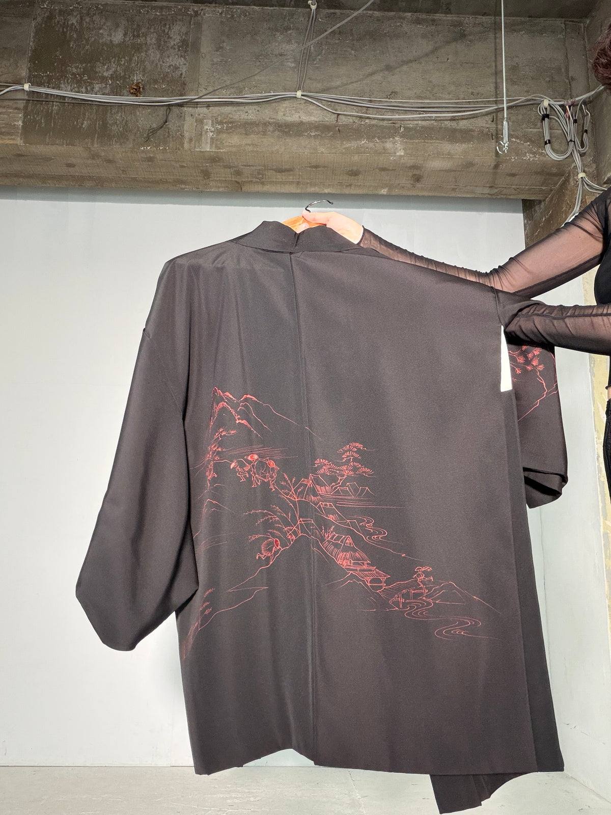 VINTAGE BLACK HAORI  "inside-chigo, BLK188"