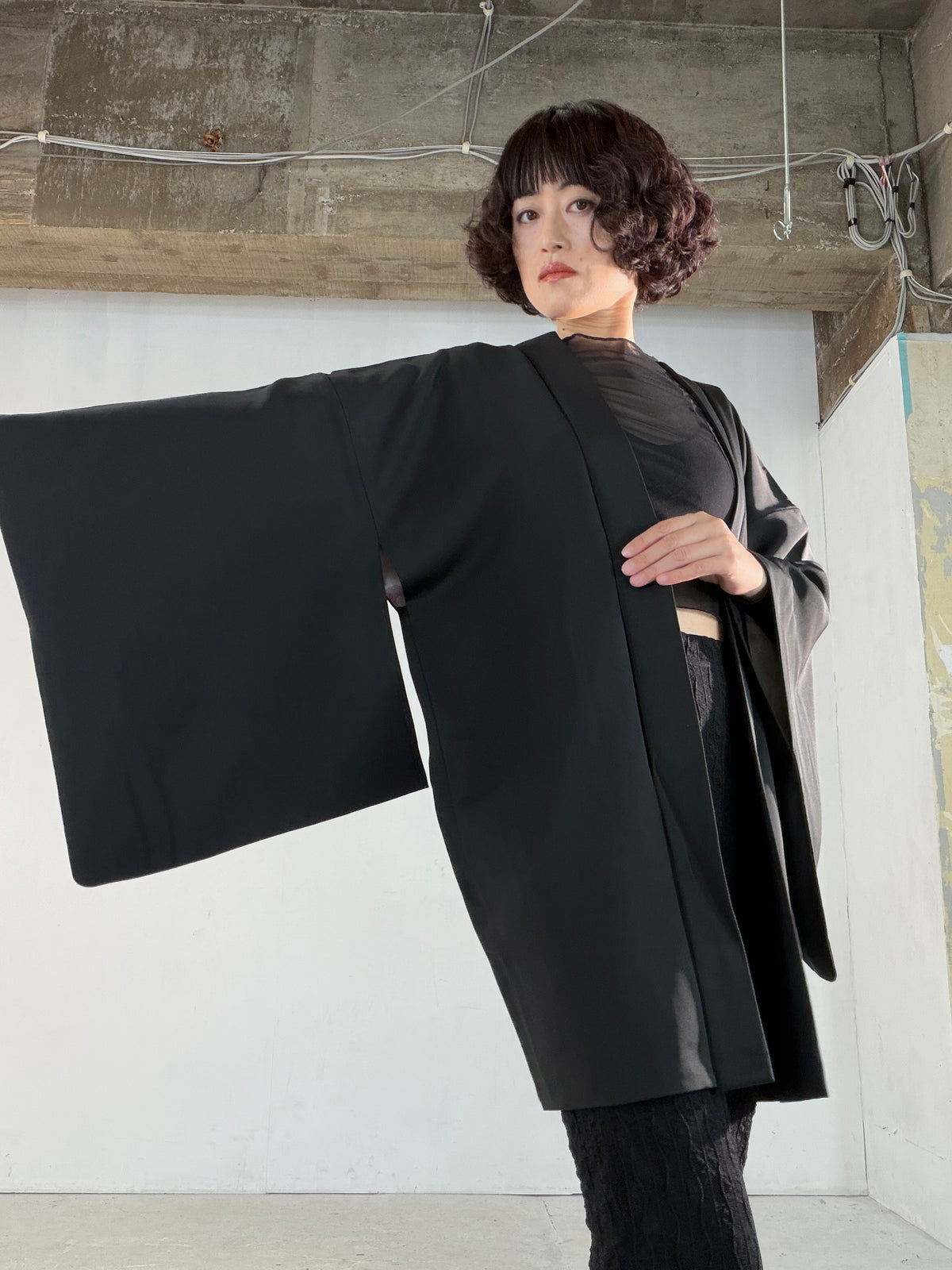 VINTAGE BLACK HAORI  "gold, BLK190"