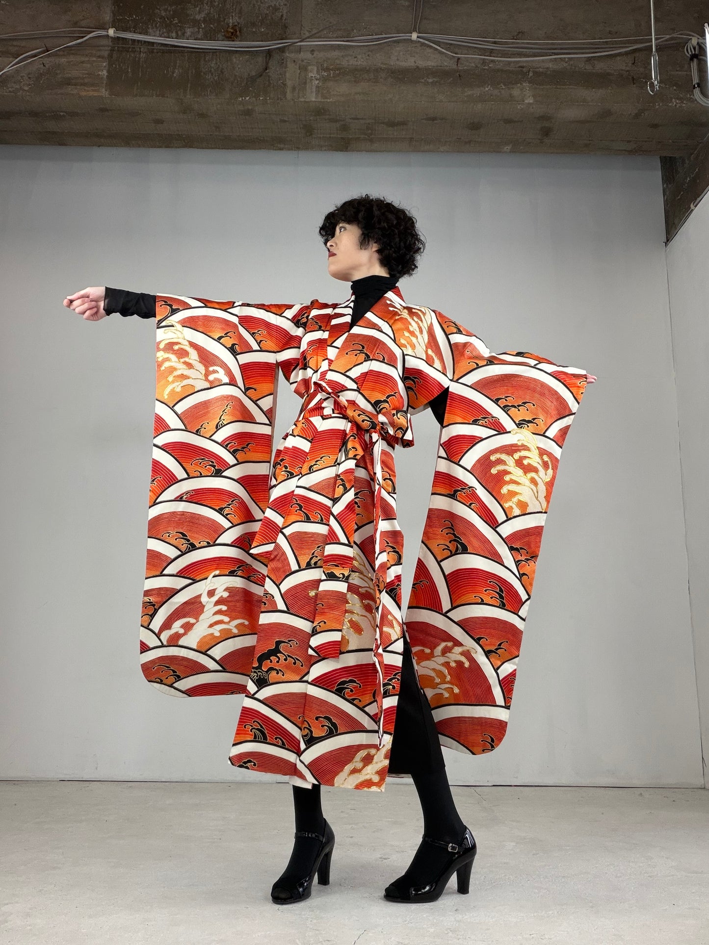 Furisode Kimono Dress Gown with String Belt – Upcycled from Vintage Japanese Kimono "DRE017