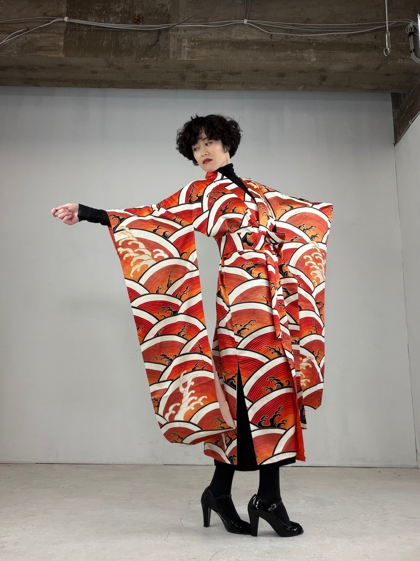 Furisode Kimono Dress Gown with String Belt – Upcycled from Vintage Japanese Kimono "DRE017