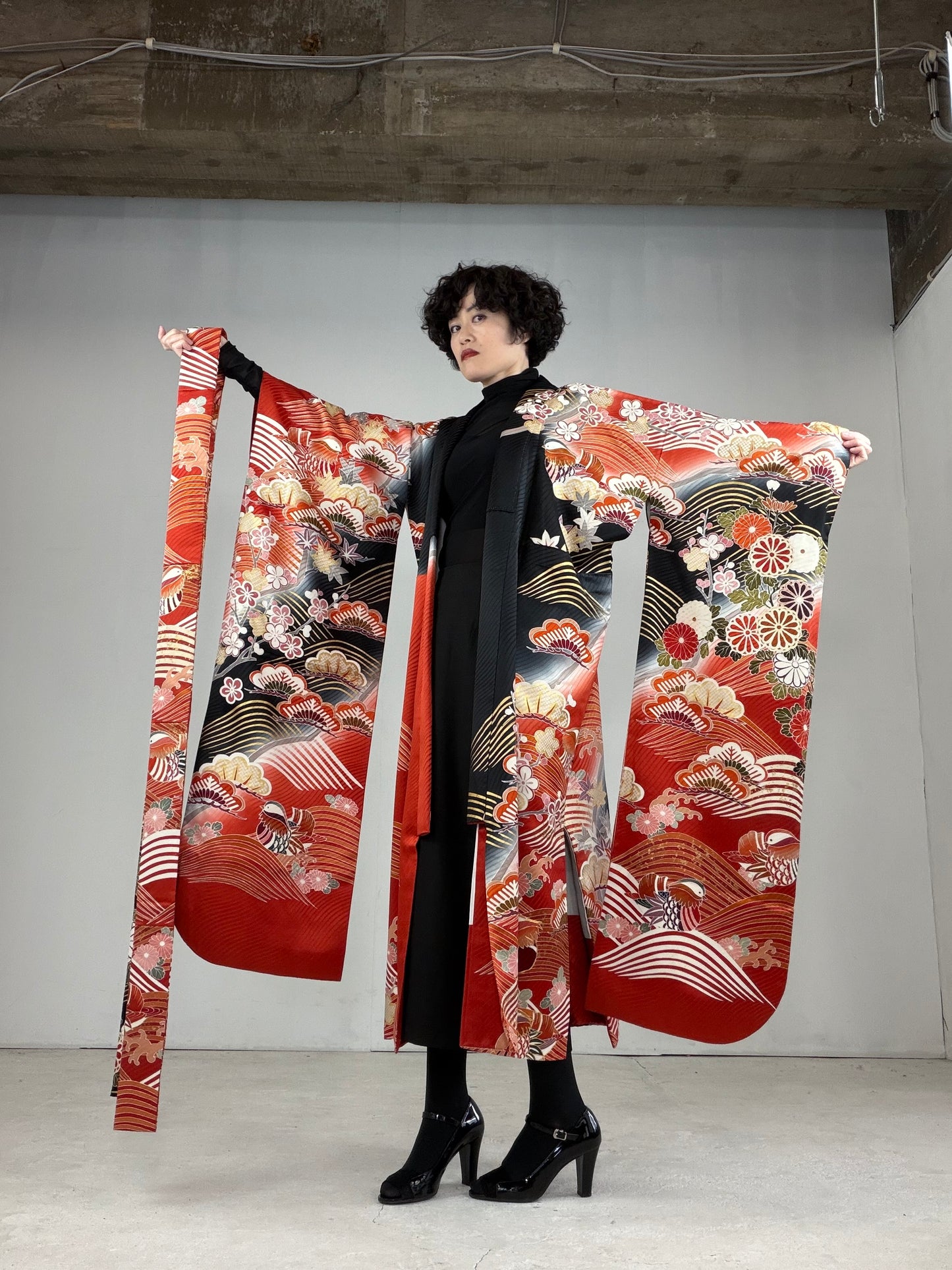 Furisode Kimono Dress Gown with String Belt – Upcycled from Vintage Japanese Kimono "DRE018
