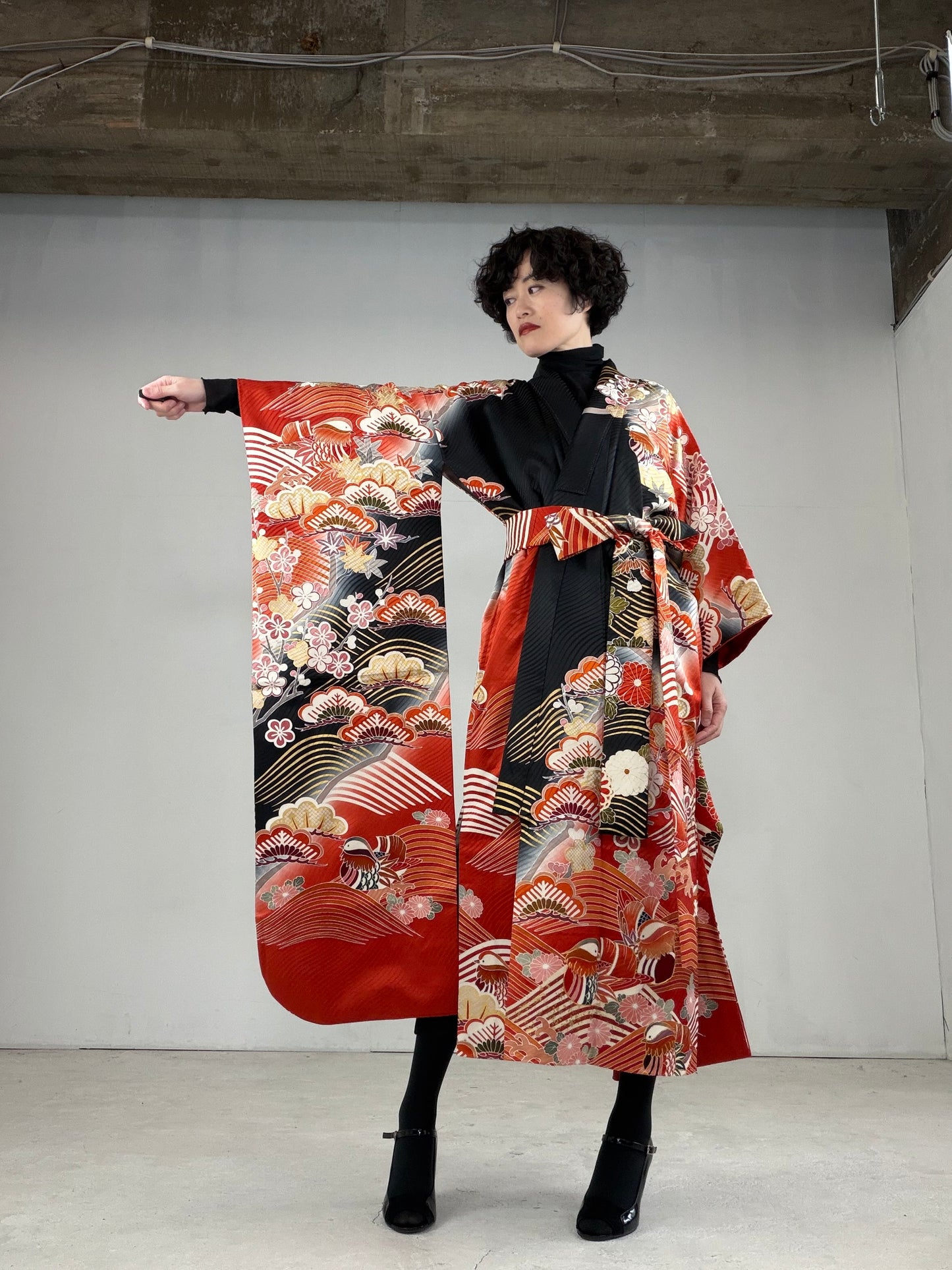 Furisode Kimono Dress Gown with String Belt – Upcycled from Vintage Japanese Kimono "DRE018