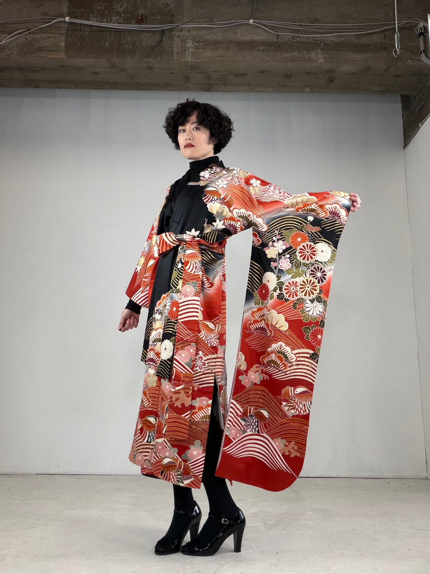 Furisode Kimono Dress Gown with String Belt – Upcycled from Vintage Japanese Kimono "DRE018